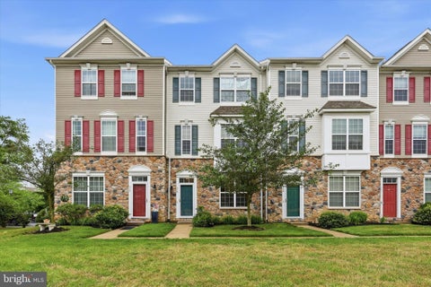 Townhouse For Sale - 448 Aura Road<br/> Gloucester County, GLASSBORO, NJ 08028
