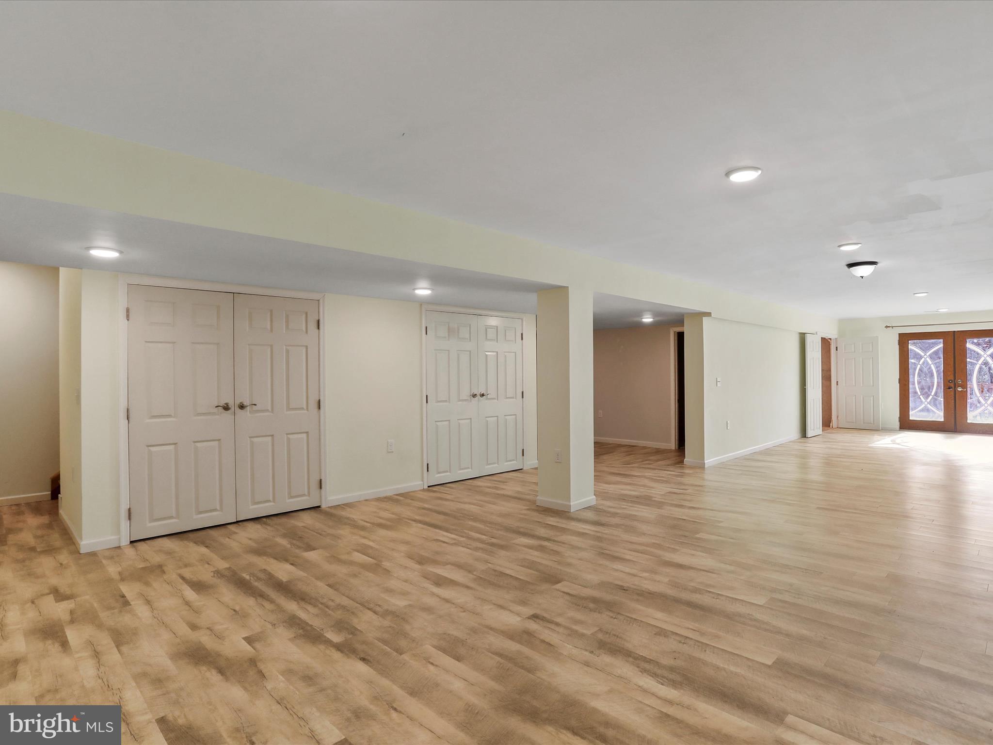 SPRING VALLEY - Residential