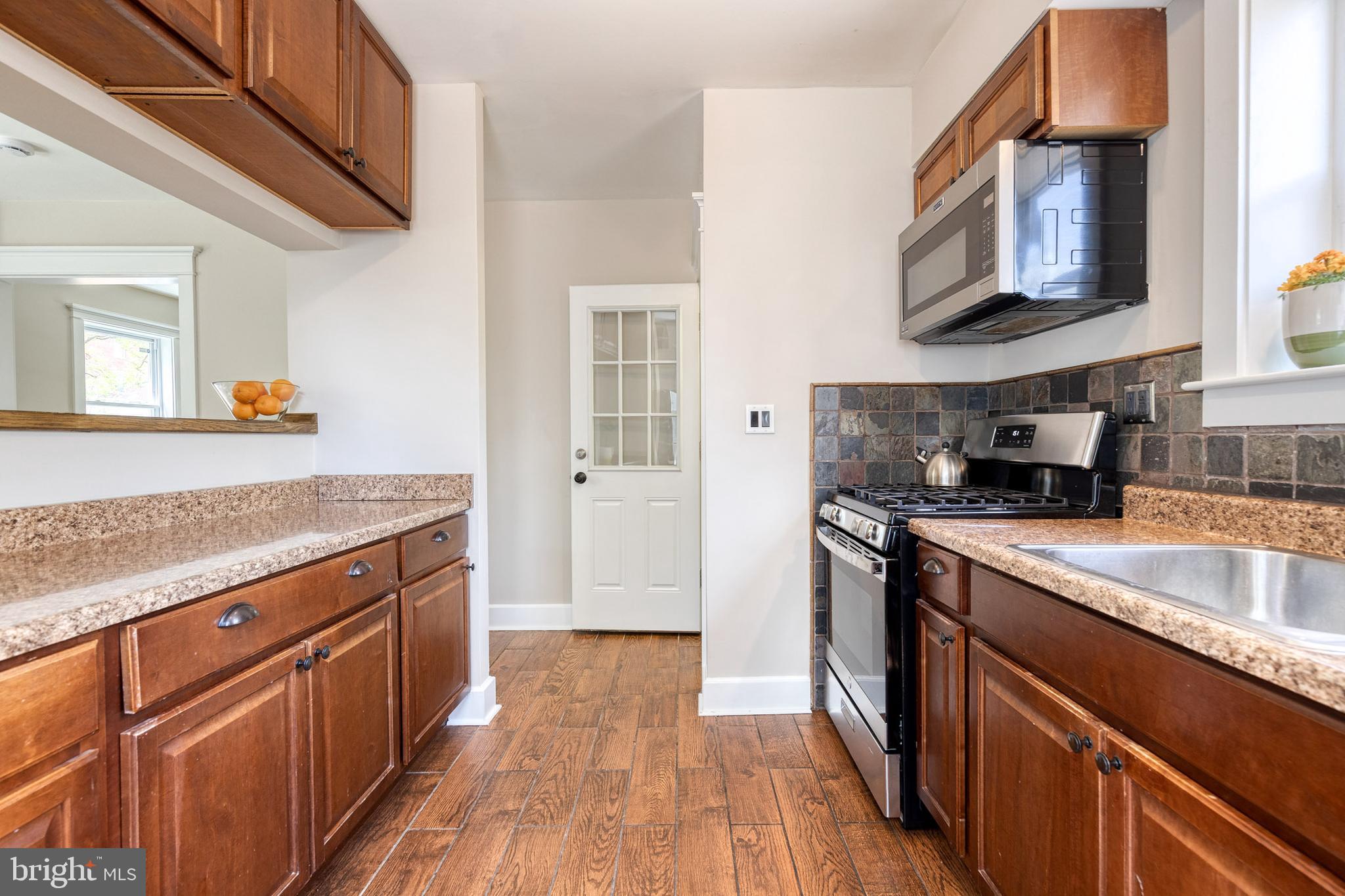 EDNOR GARDENS - LAKESIDE - Residential