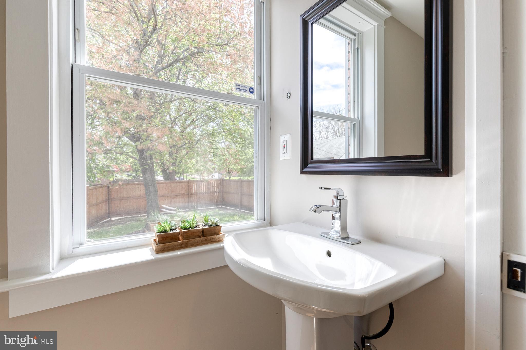 EDNOR GARDENS - LAKESIDE - Residential