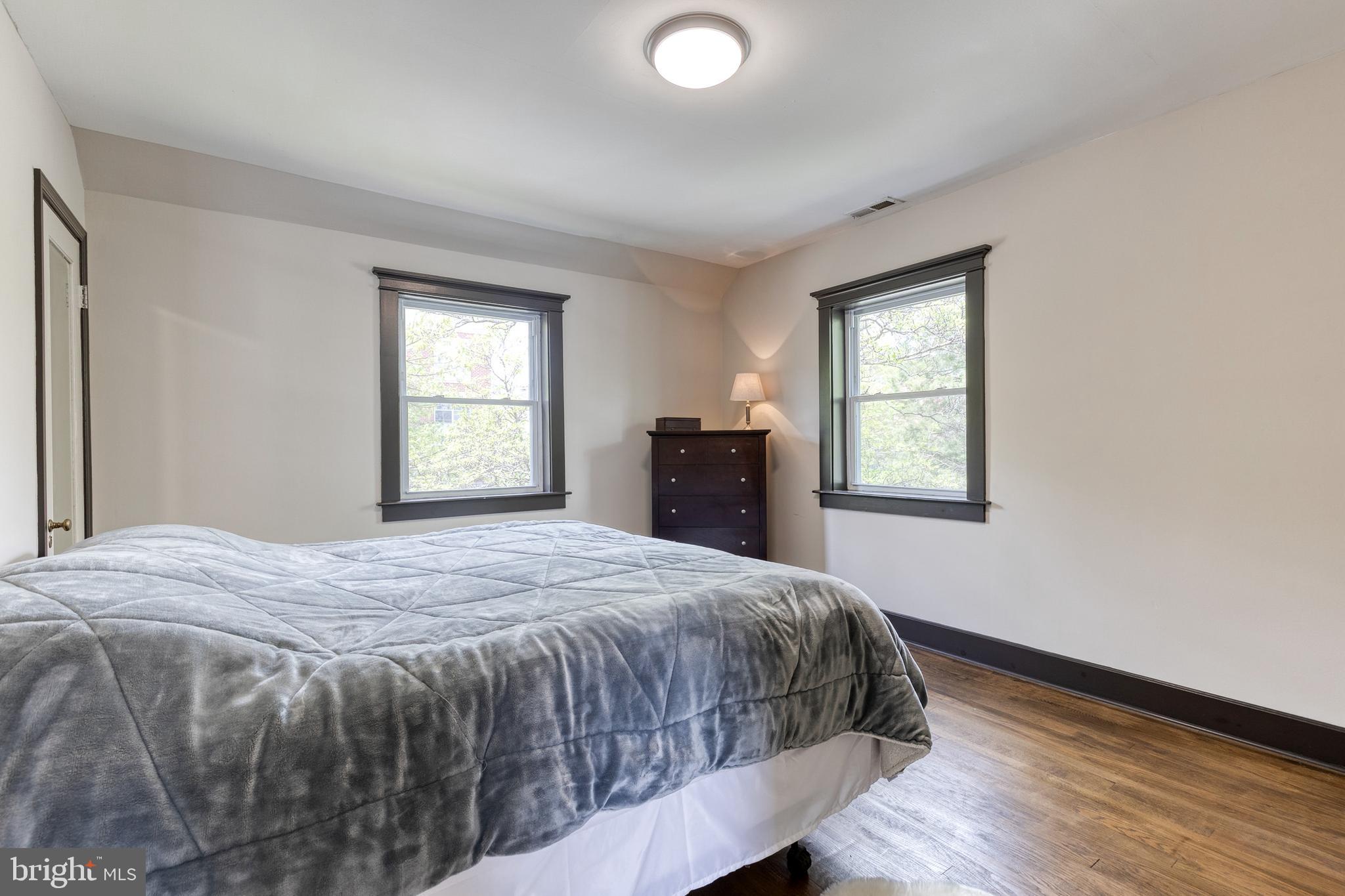 EDNOR GARDENS - LAKESIDE - Residential