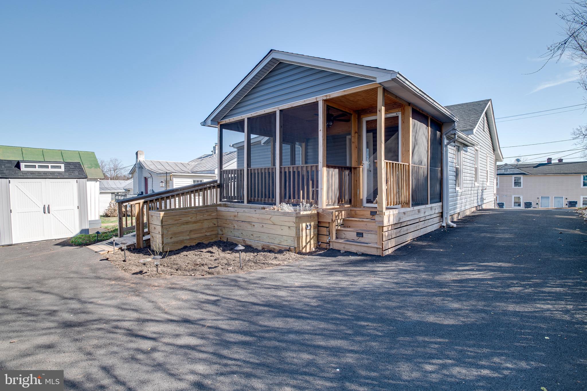 JOHNSON VILLAGE - Residential