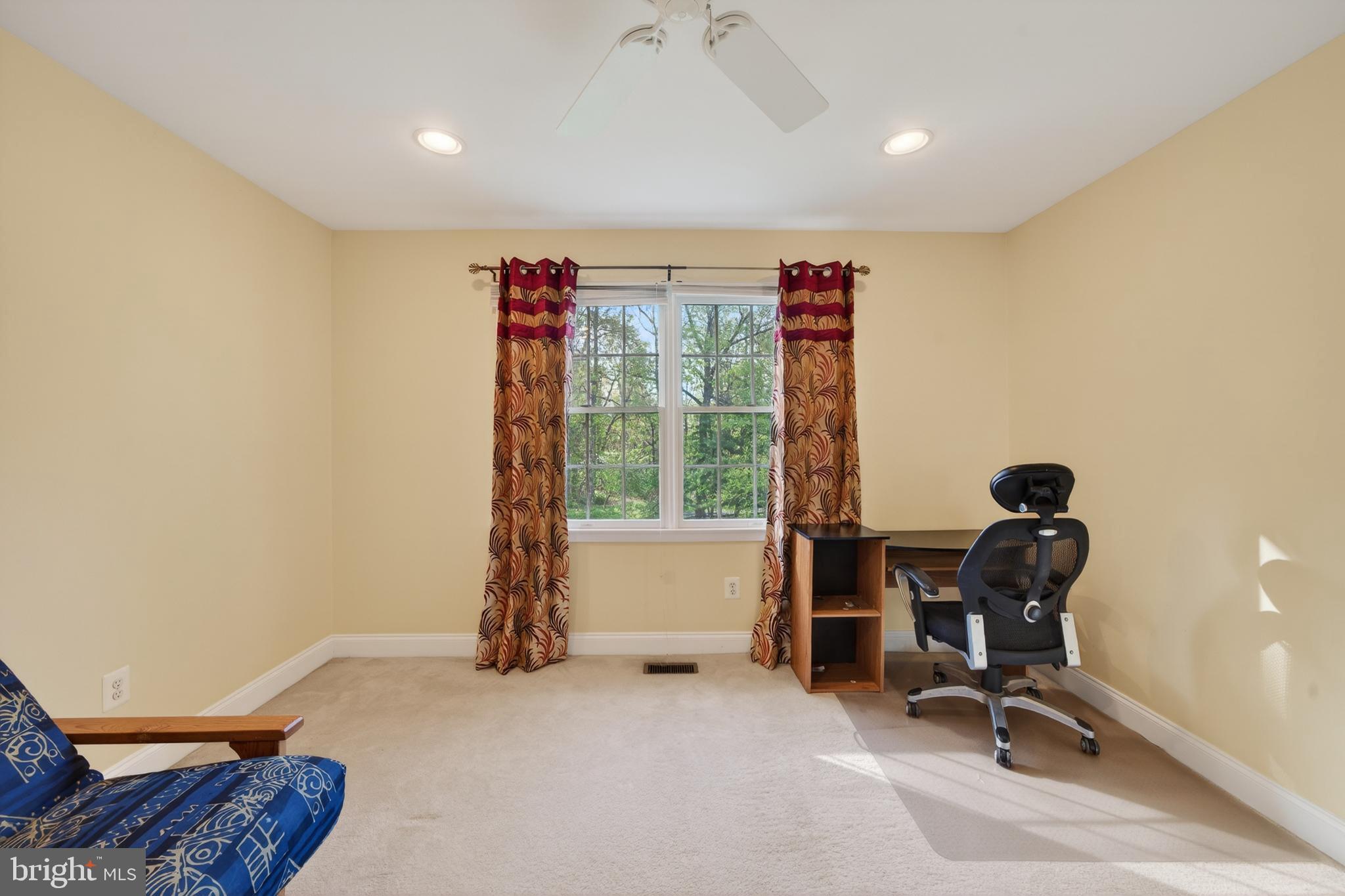 VALLEY FORGE WOODS - Residential