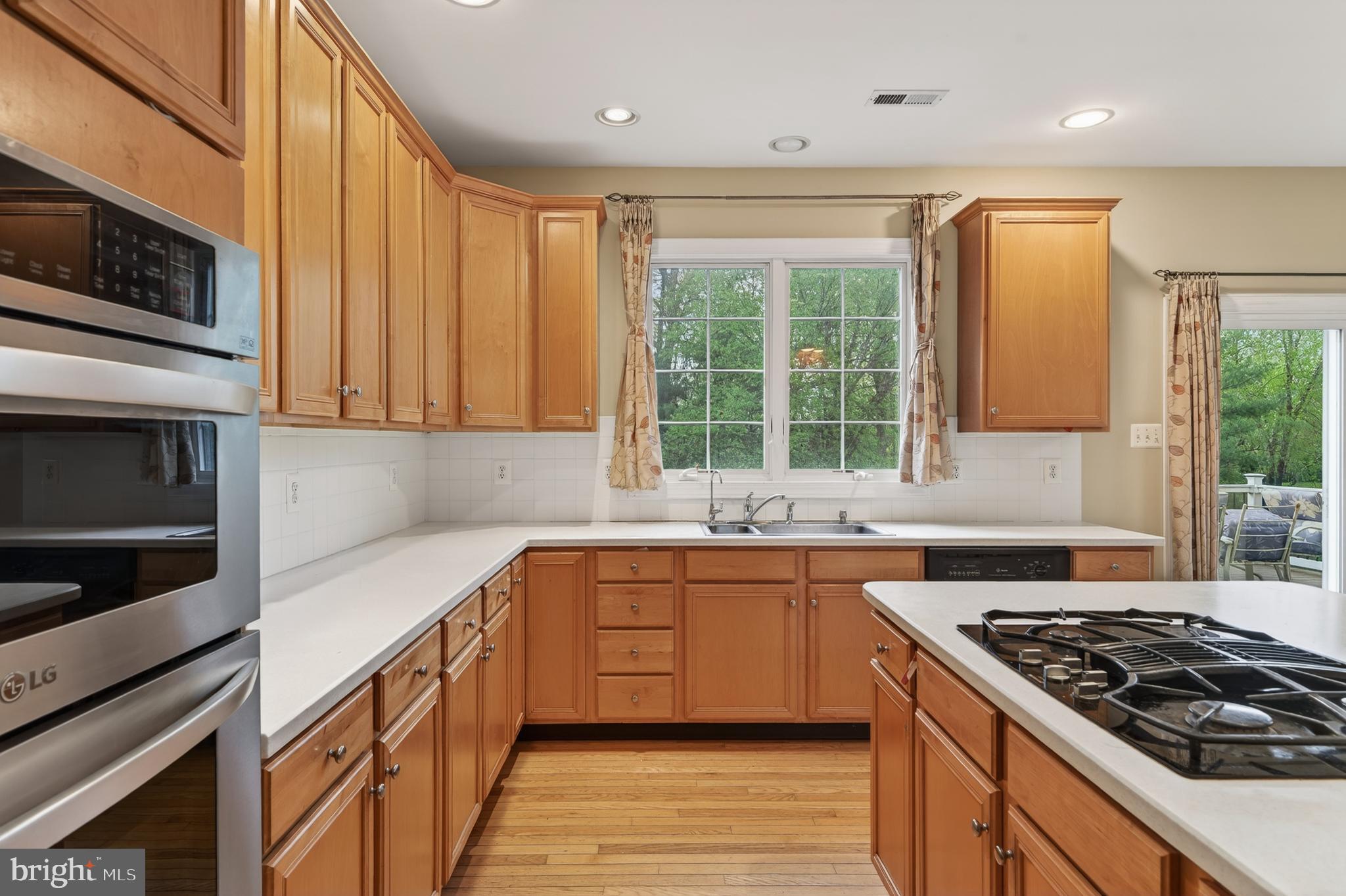 VALLEY FORGE WOODS - Residential