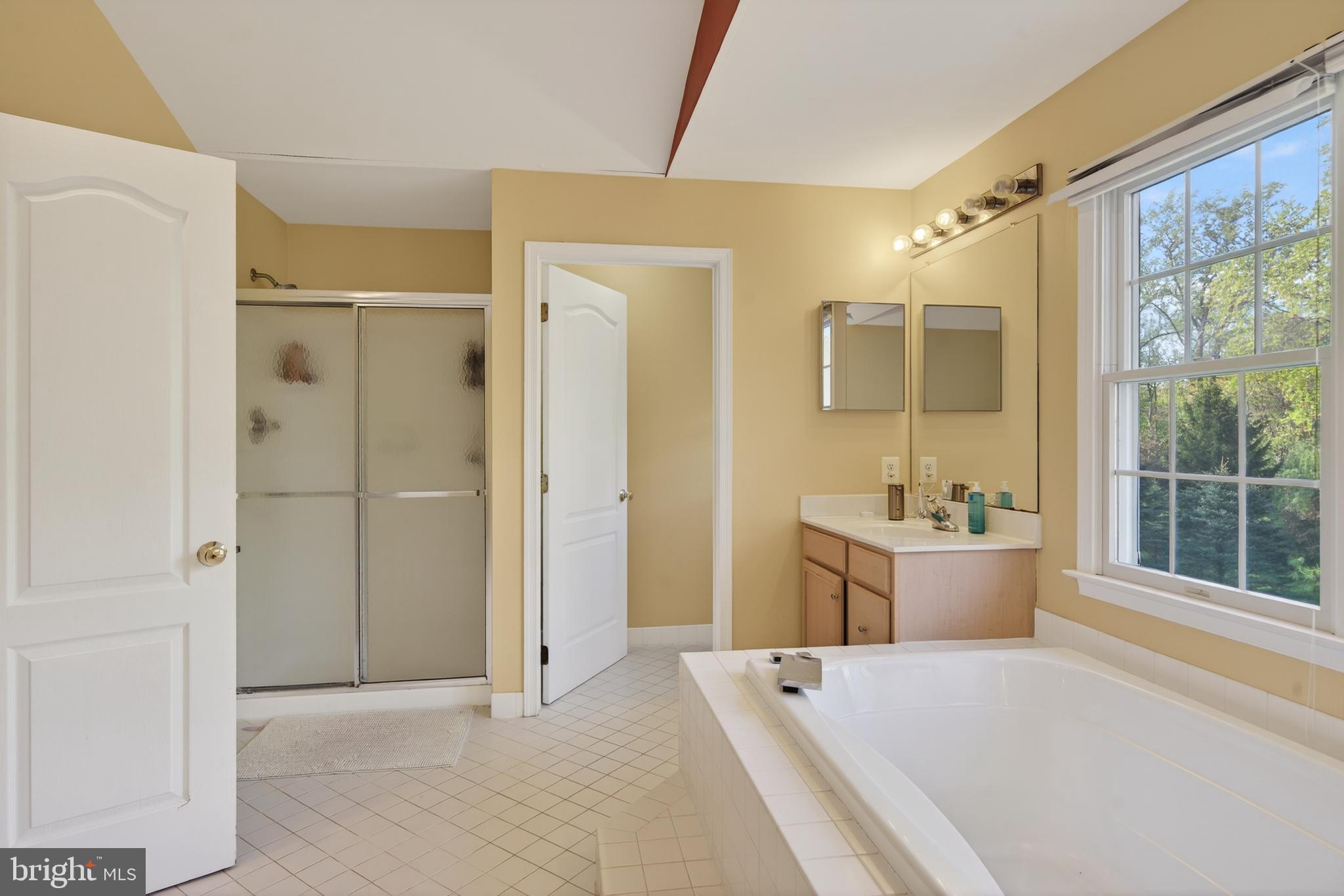 VALLEY FORGE WOODS - Residential