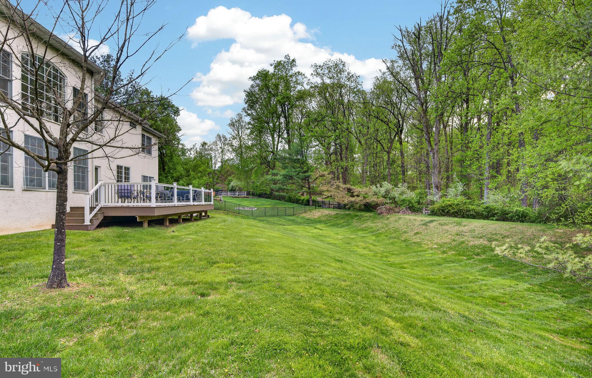 VALLEY FORGE WOODS - Residential