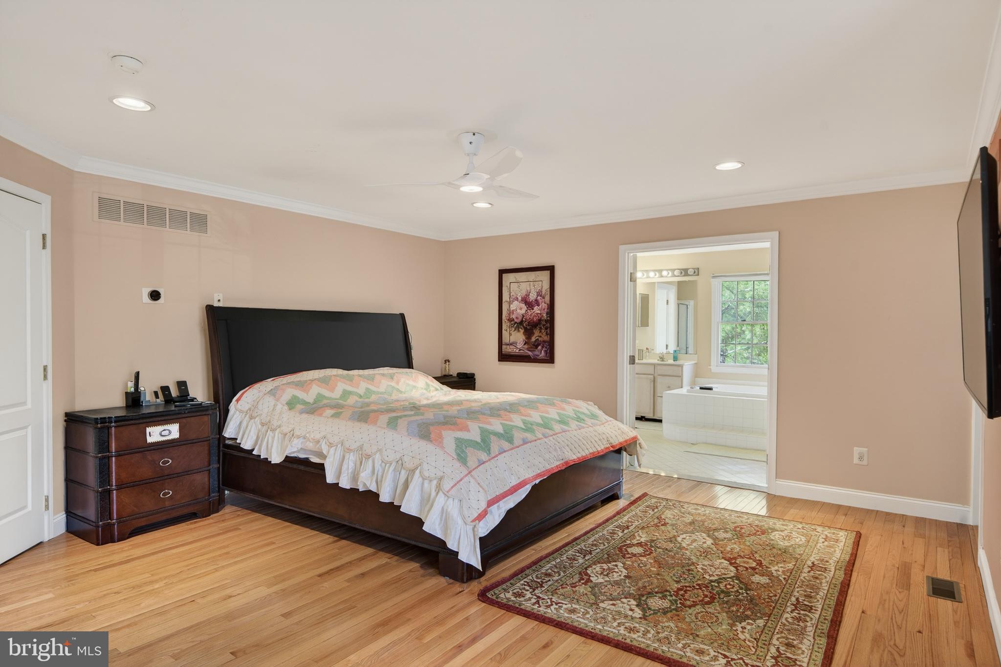 VALLEY FORGE WOODS - Residential