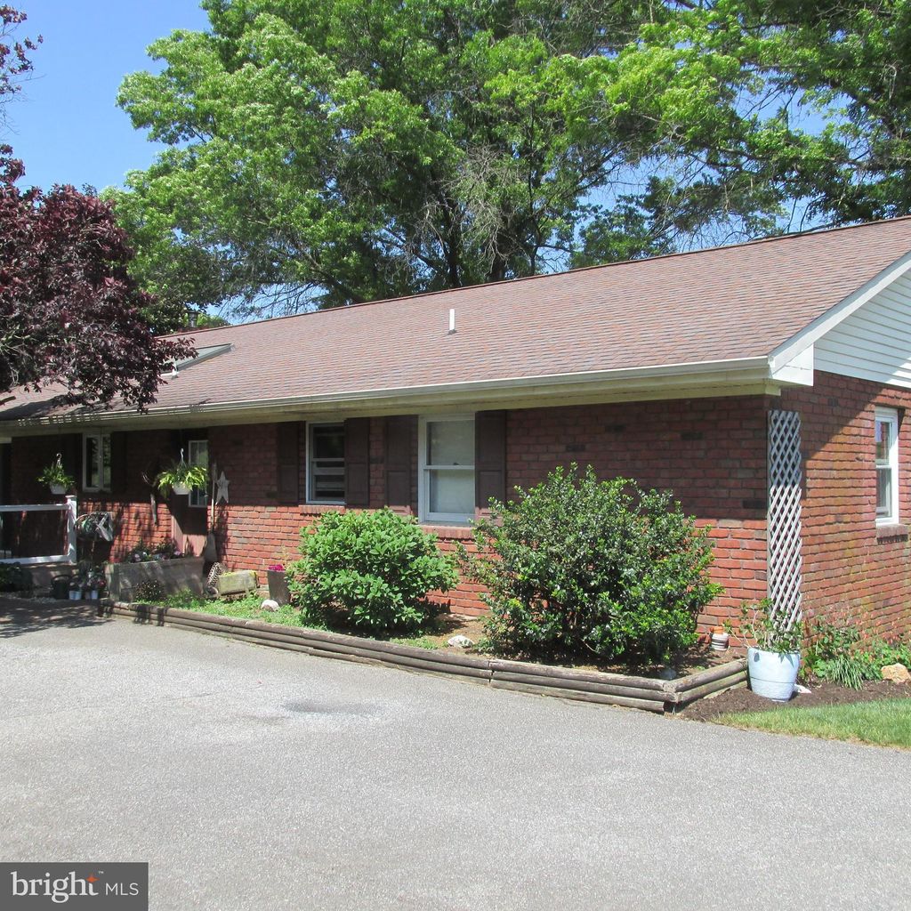 Photo of 6086 BEAVER DAM RD, NARVON, PA 17555 (MLS # PALA2035686)
