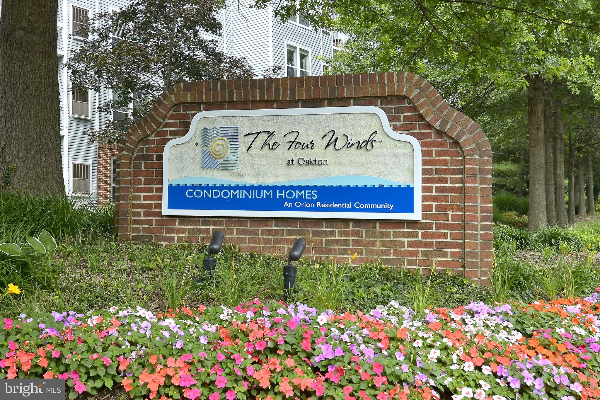 THE FOUR WINDS AT OAKTON - Residential