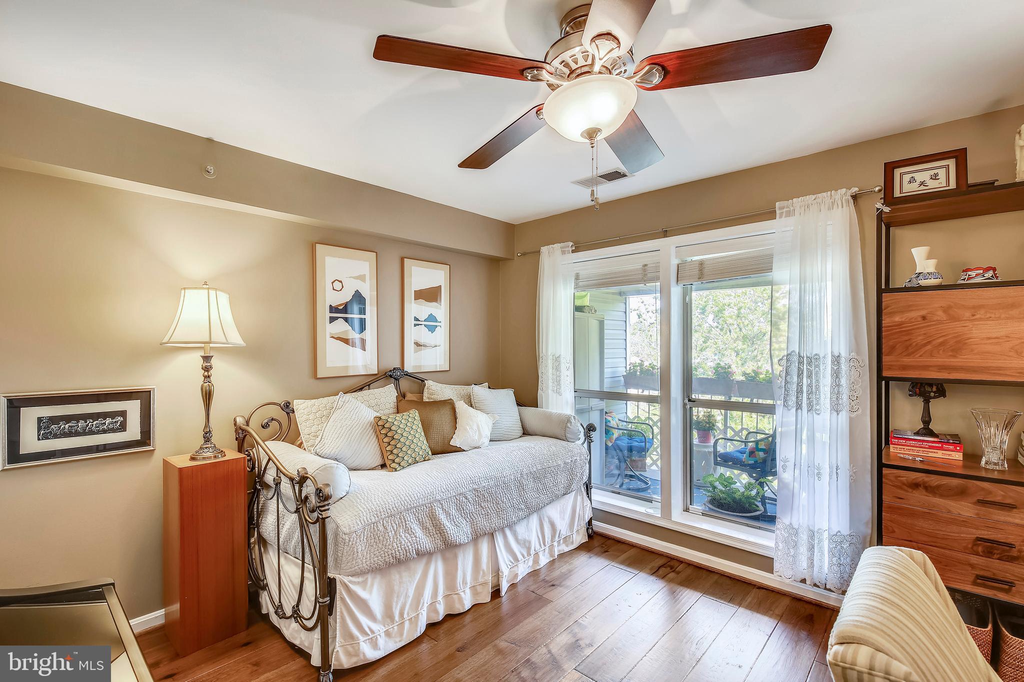 THE FOUR WINDS AT OAKTON - Residential