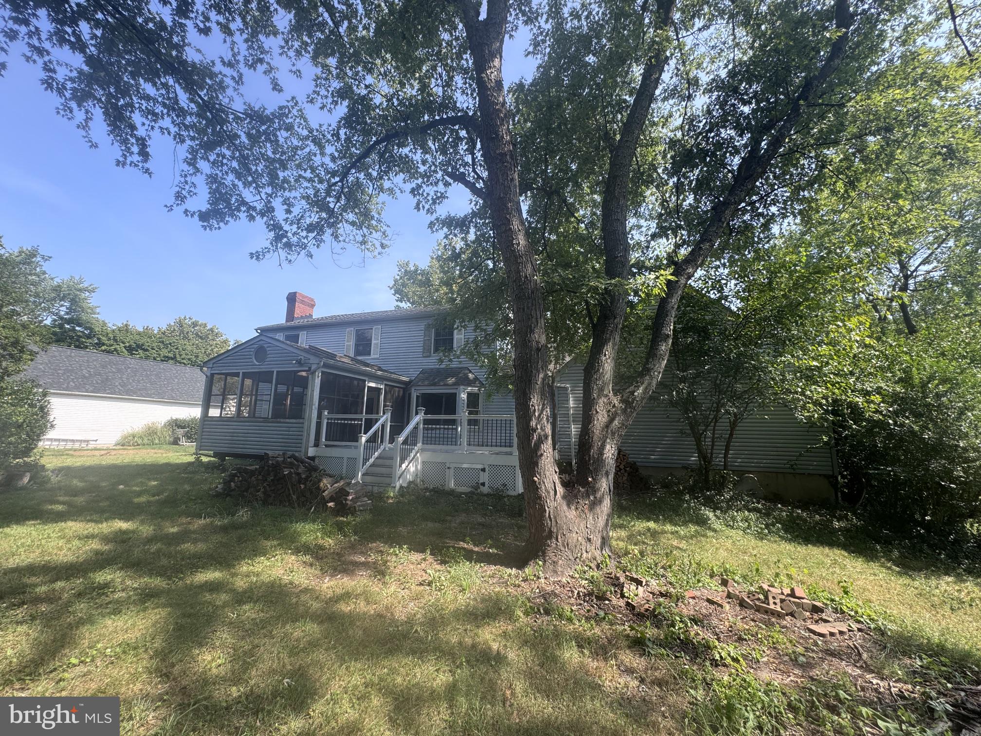 318 LYNWOOD DRIVE