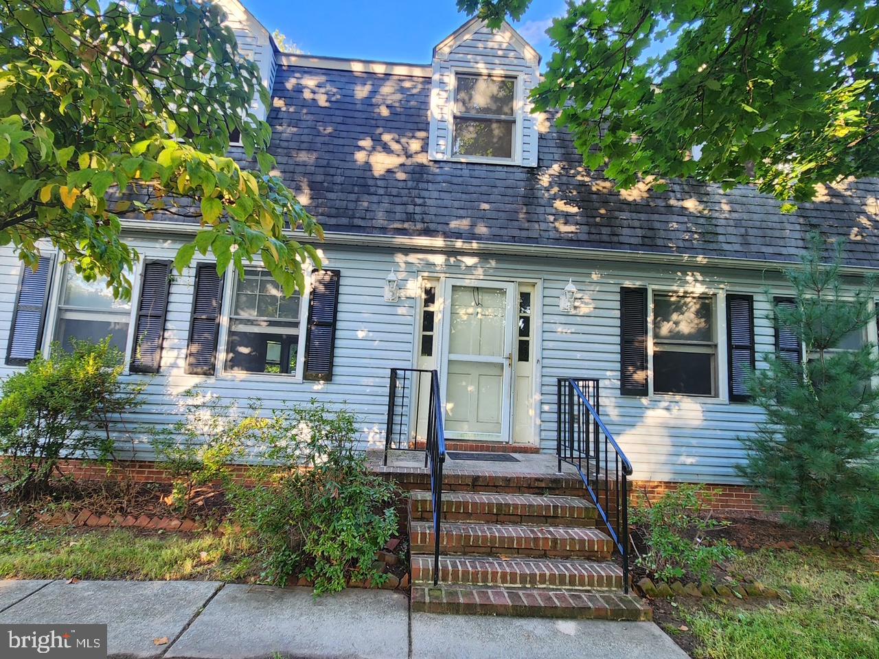 318 LYNWOOD DRIVE