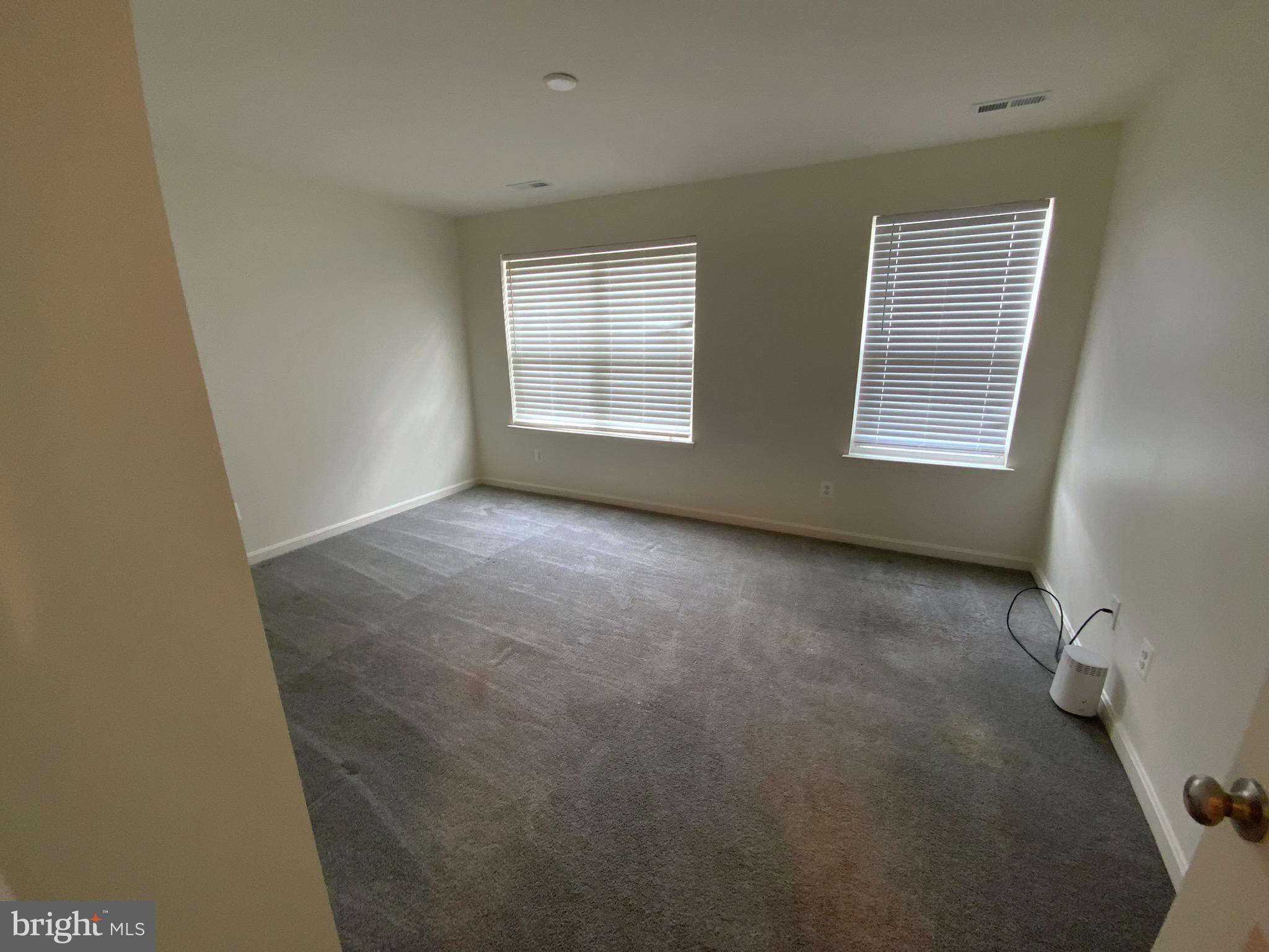 FOREST OAKS - Residential