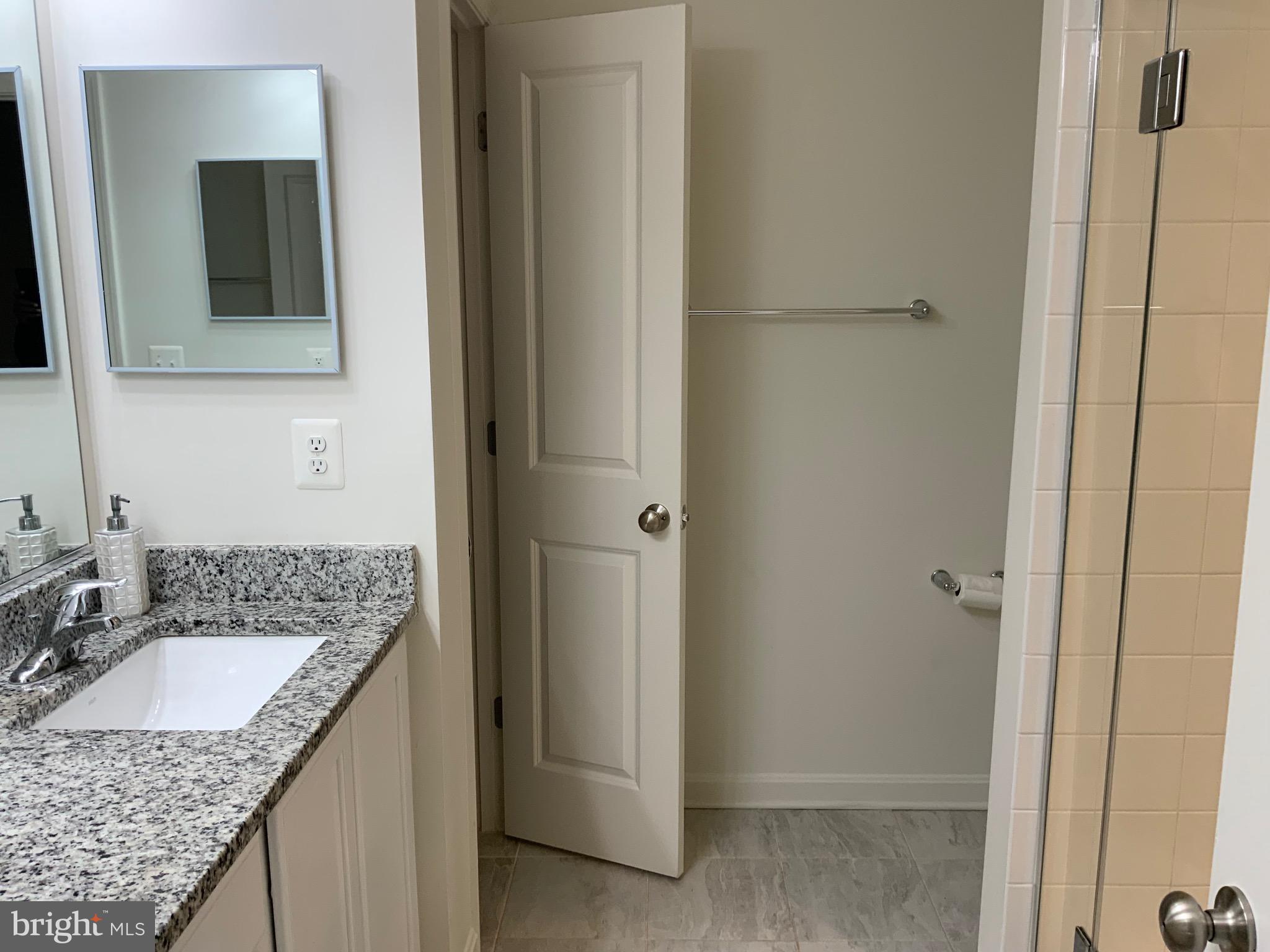 FOREST OAKS - Residential