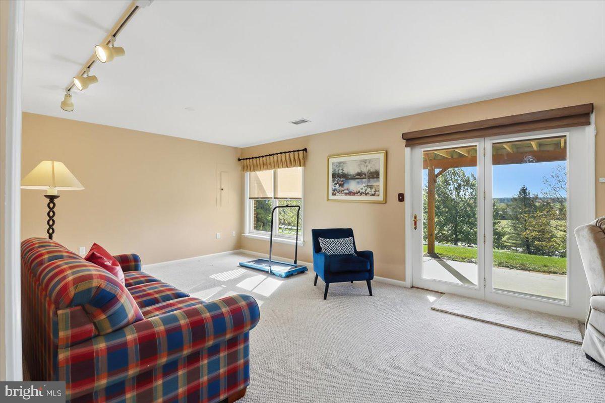 SUMMERFIELD AT ELVERSON - Residential