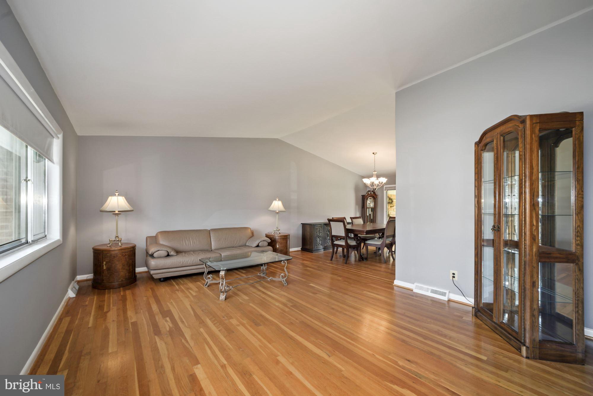 RIPPLEWOOD - Residential