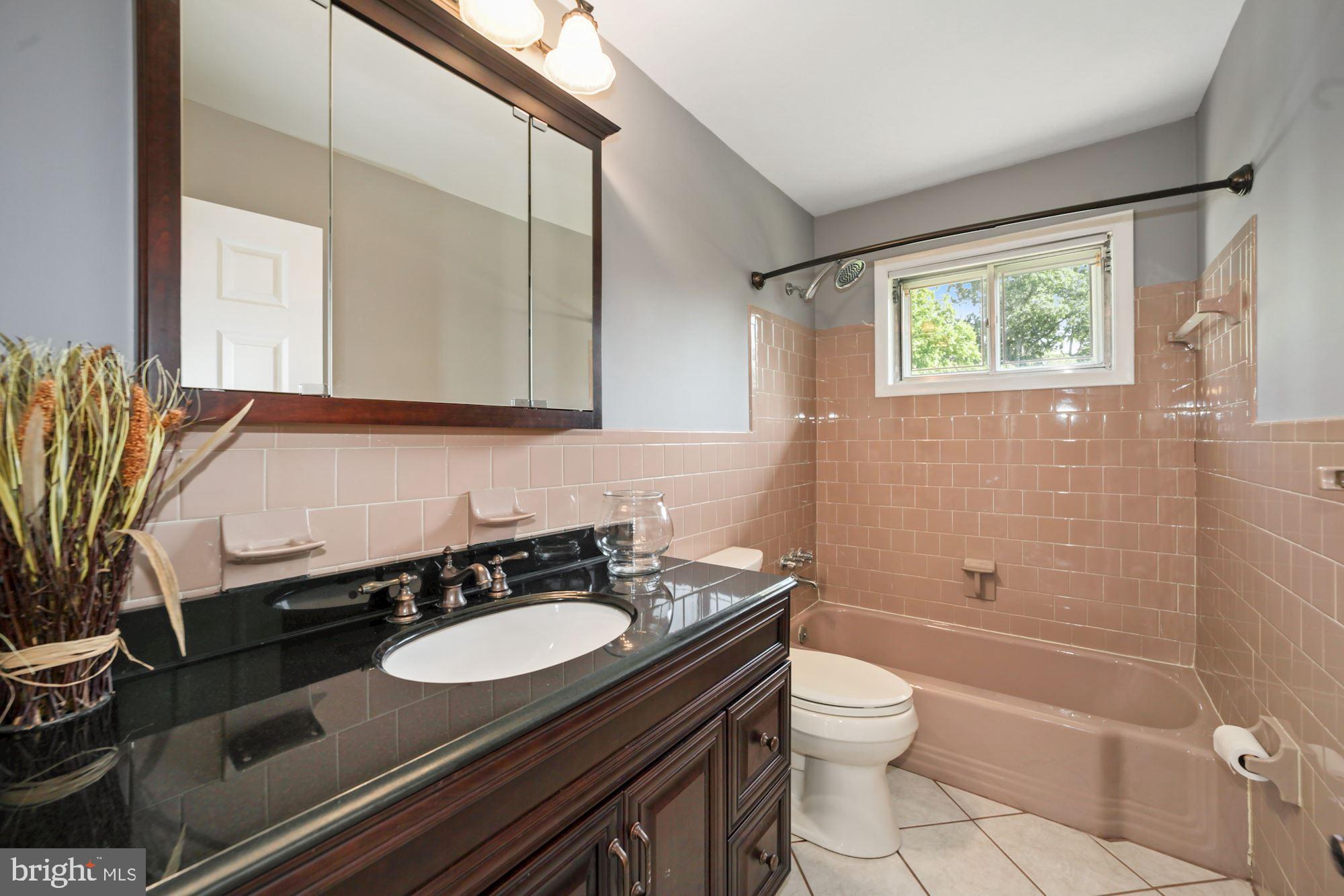 RIPPLEWOOD - Residential