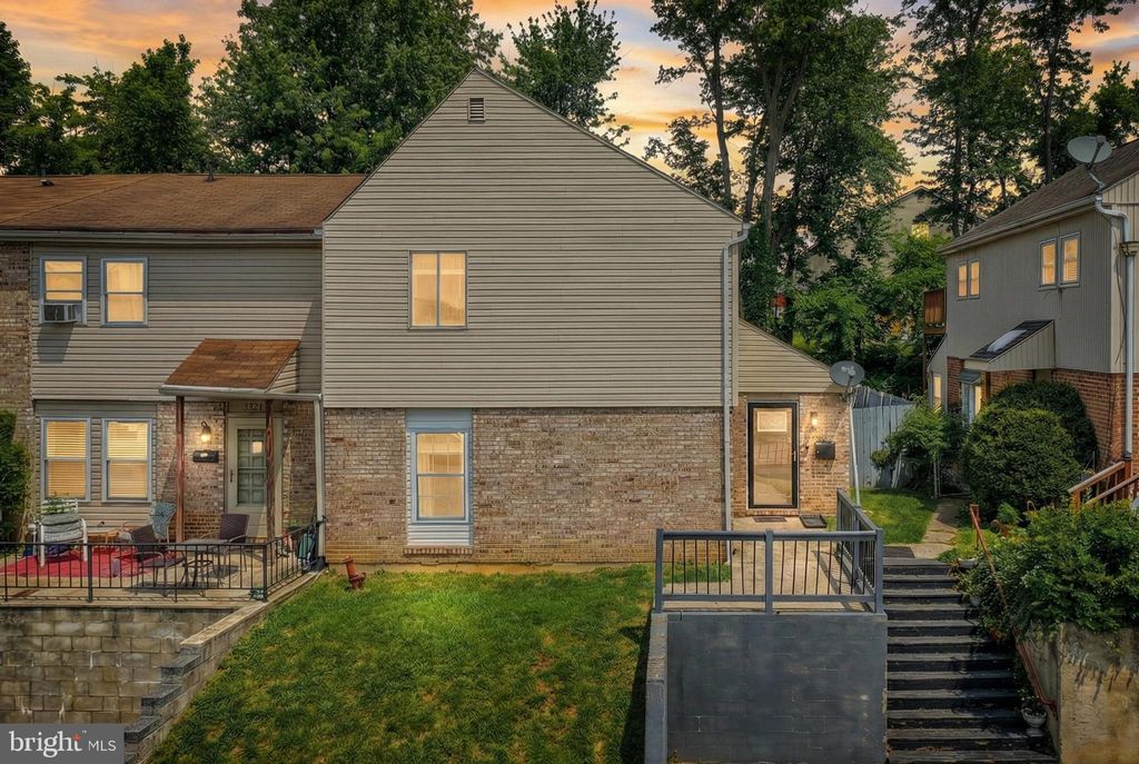 Photo of 2514 Barkley Lane, HARRISBURG, PA 17104 (MLS # PADA2056676)