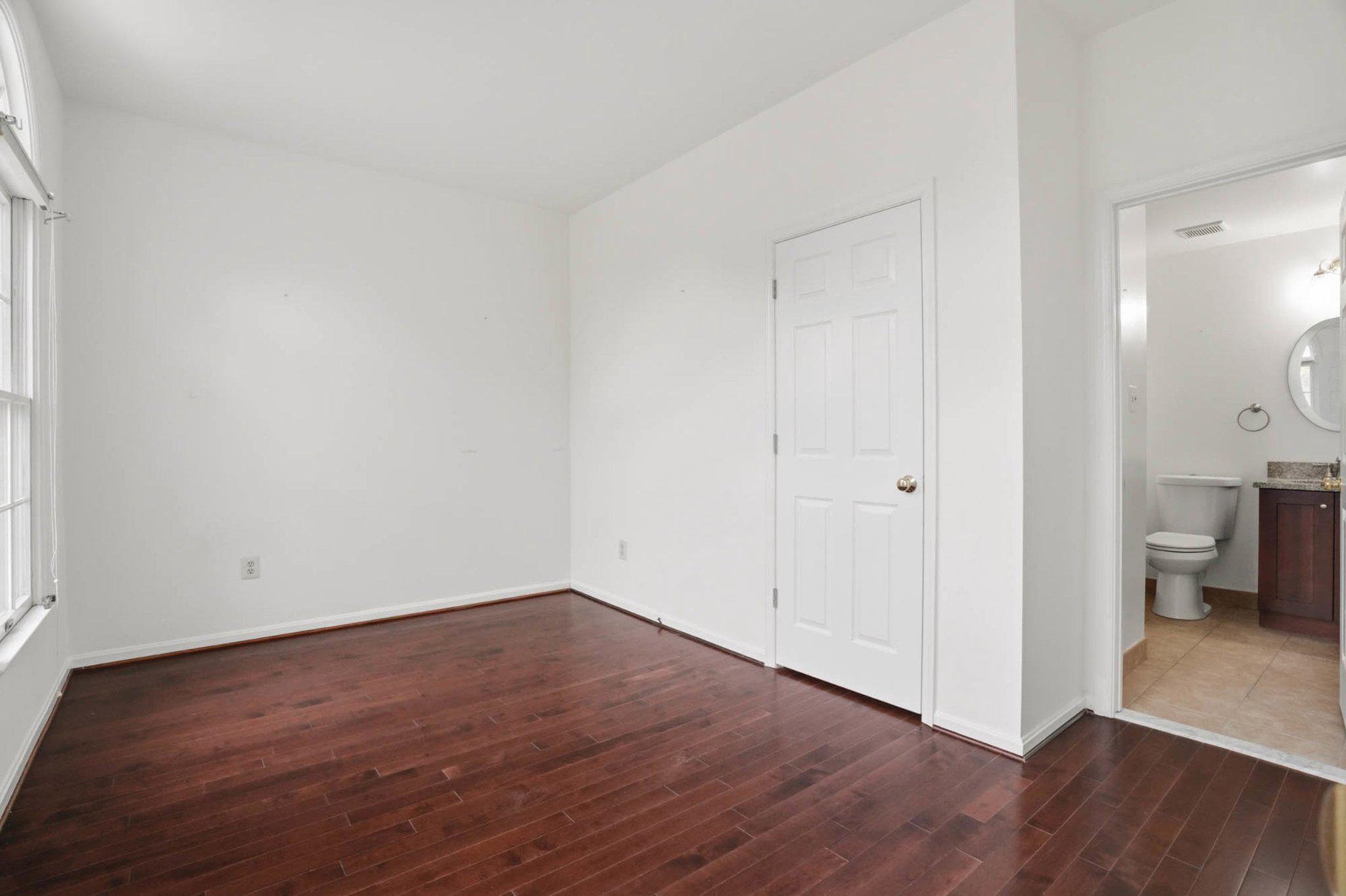 GREEN HILL MANOR - Residential