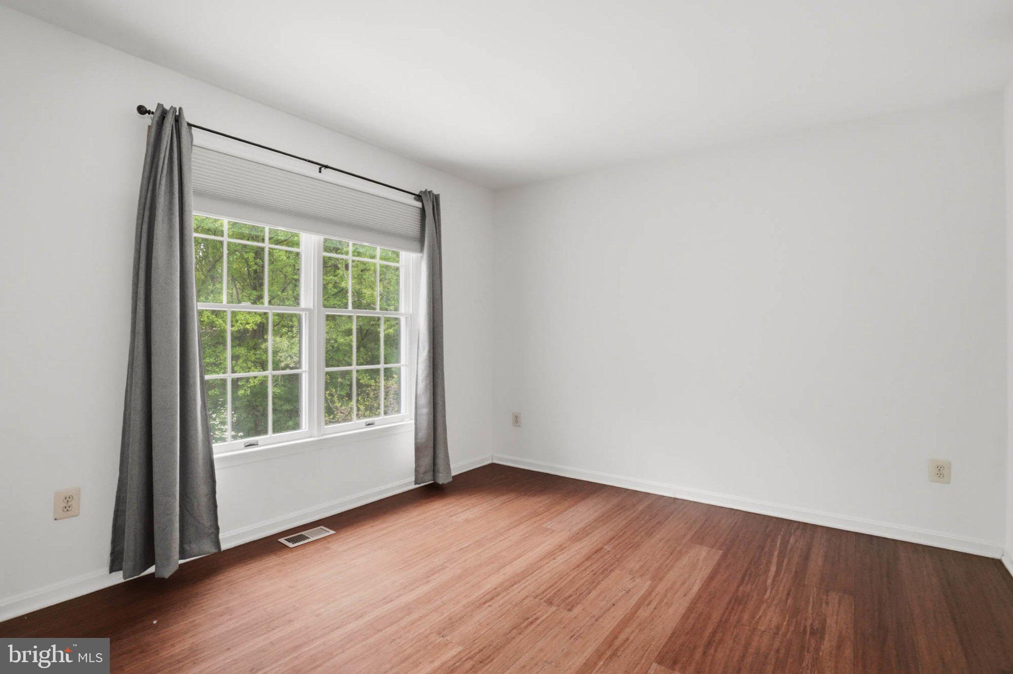 GREEN HILL MANOR - Residential