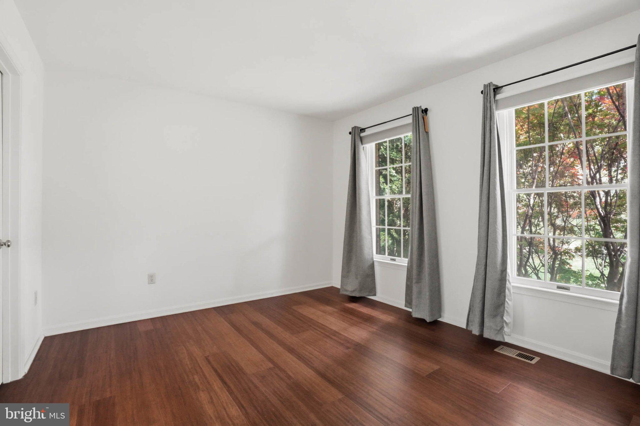 GREEN HILL MANOR - Residential