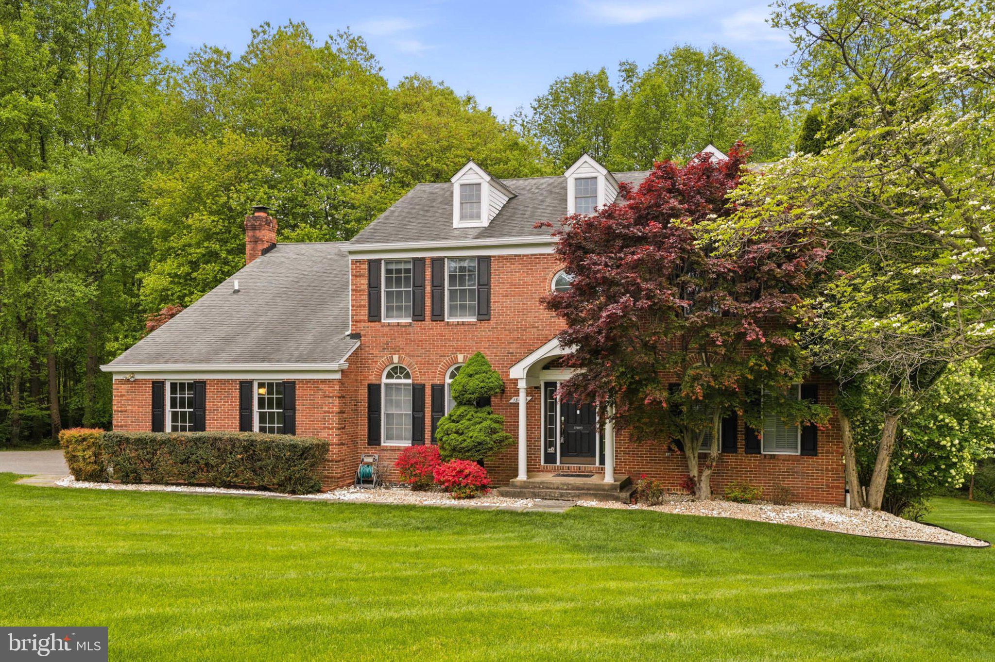 GREEN HILL MANOR - Residential