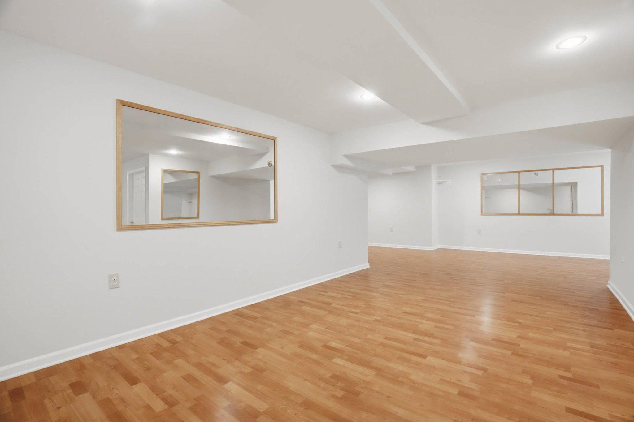 GREEN HILL MANOR - Residential