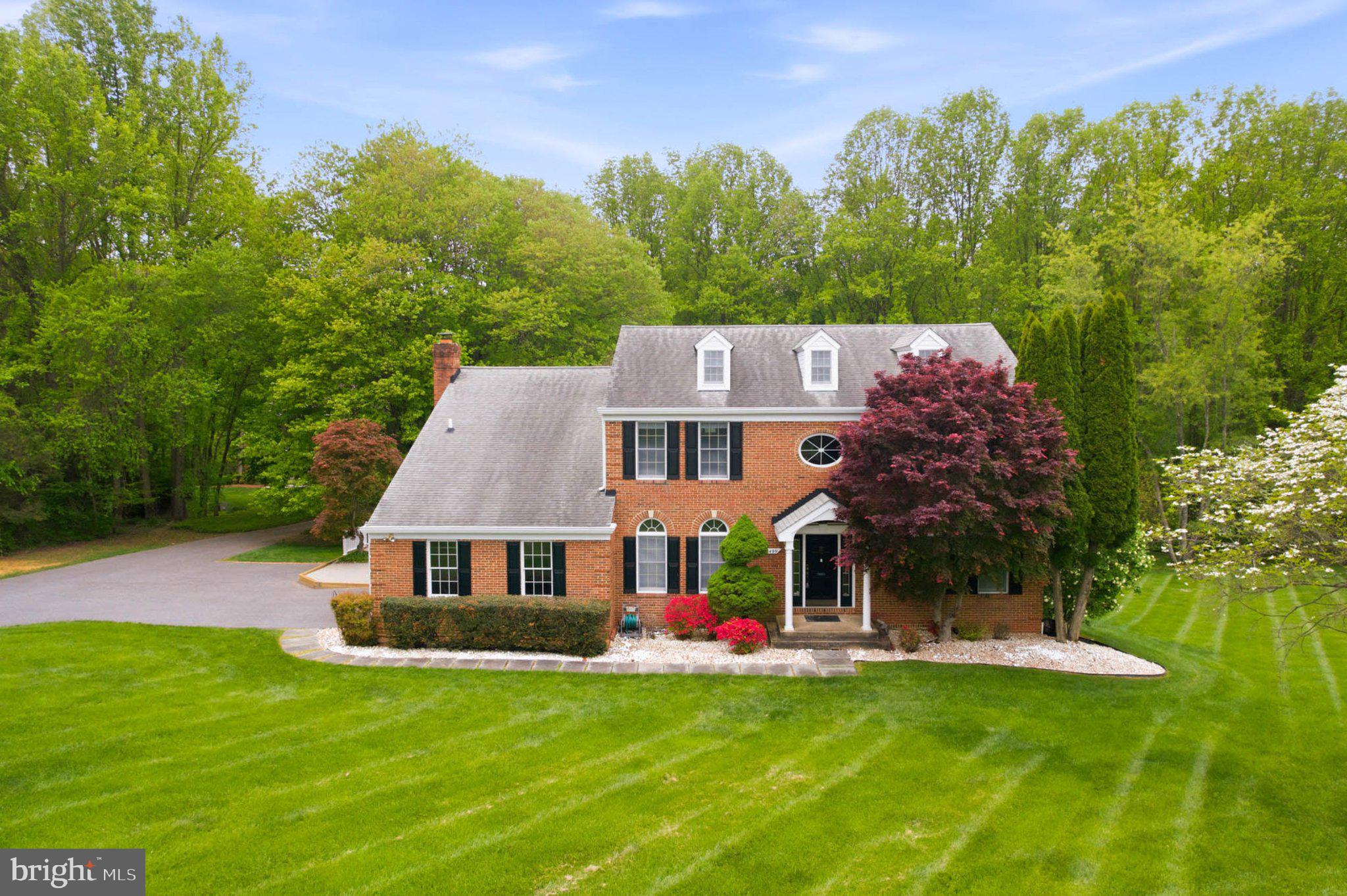 GREEN HILL MANOR - Residential