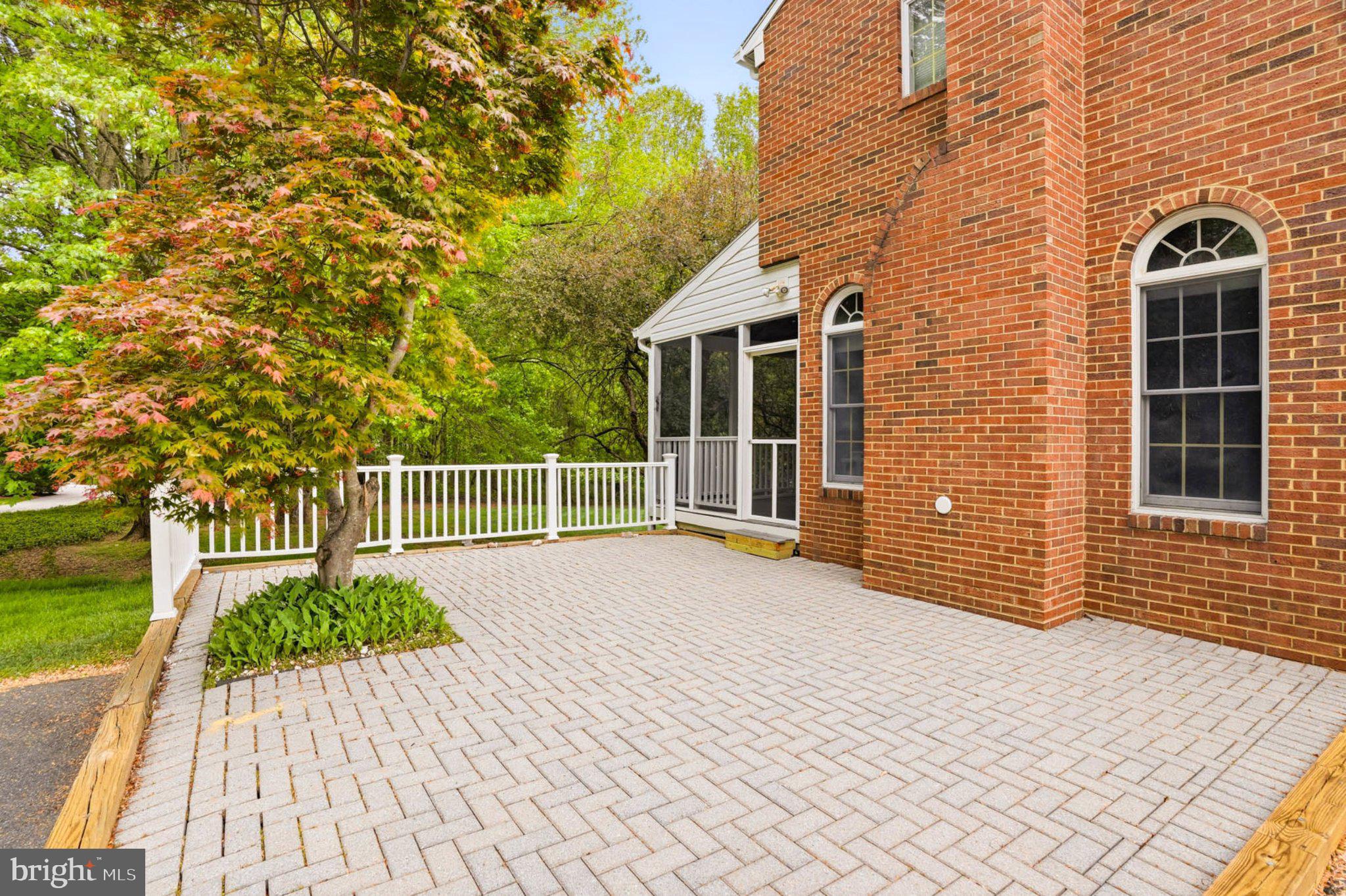 GREEN HILL MANOR - Residential