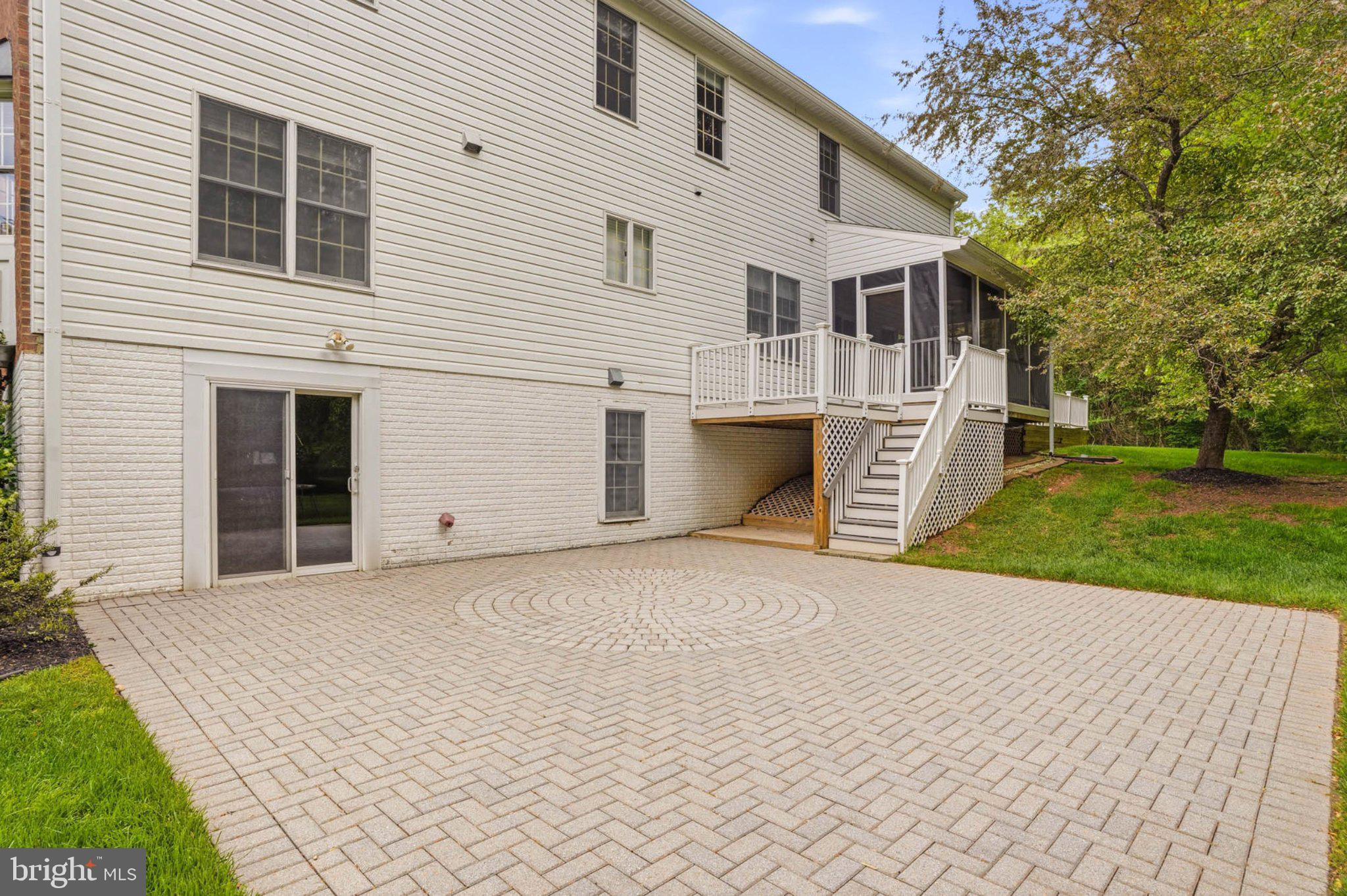 GREEN HILL MANOR - Residential