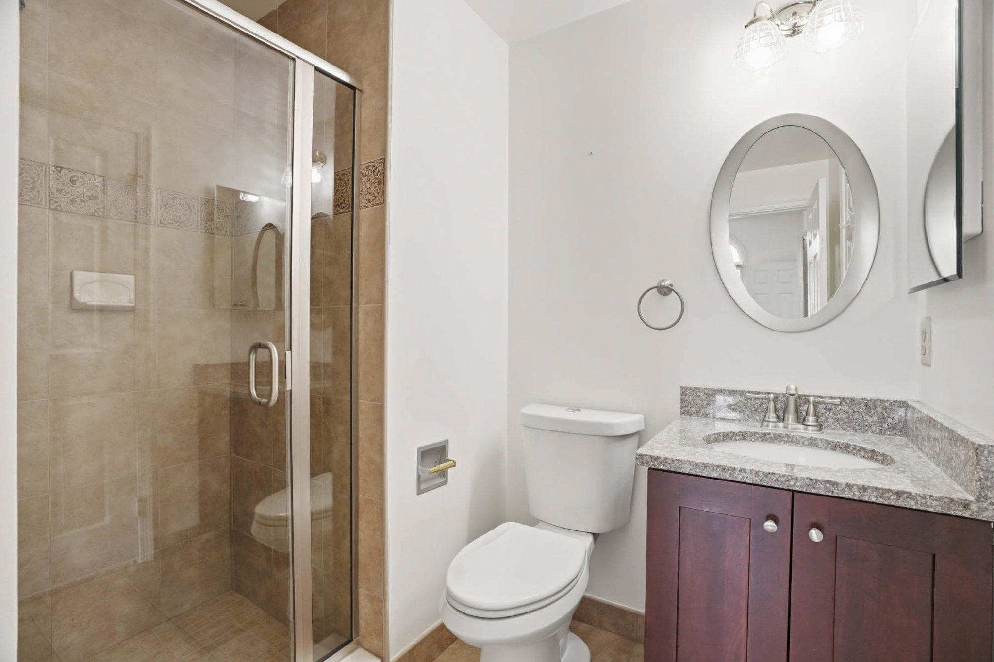 GREEN HILL MANOR - Residential