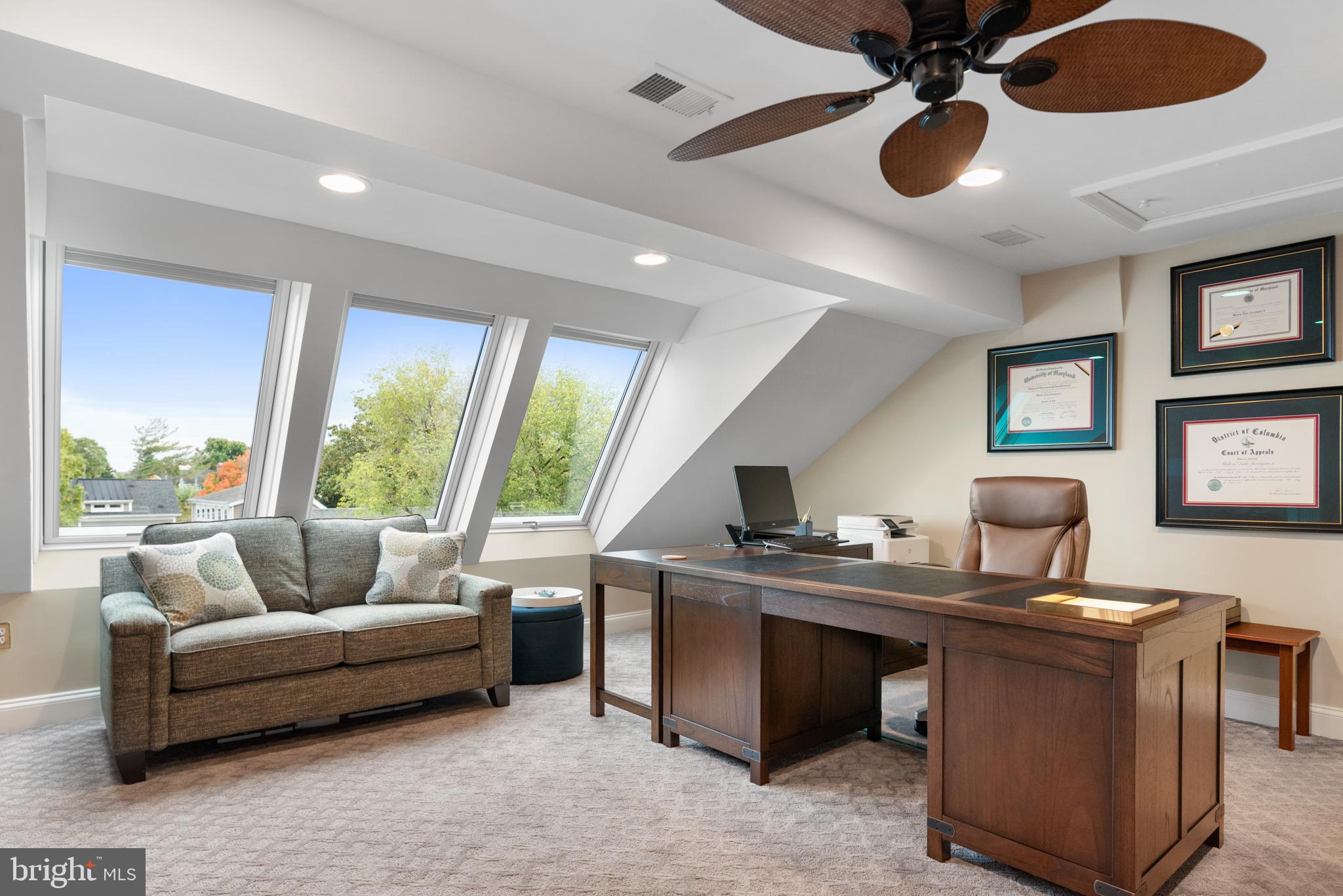 CHESAPEAKE LANDING - Residential