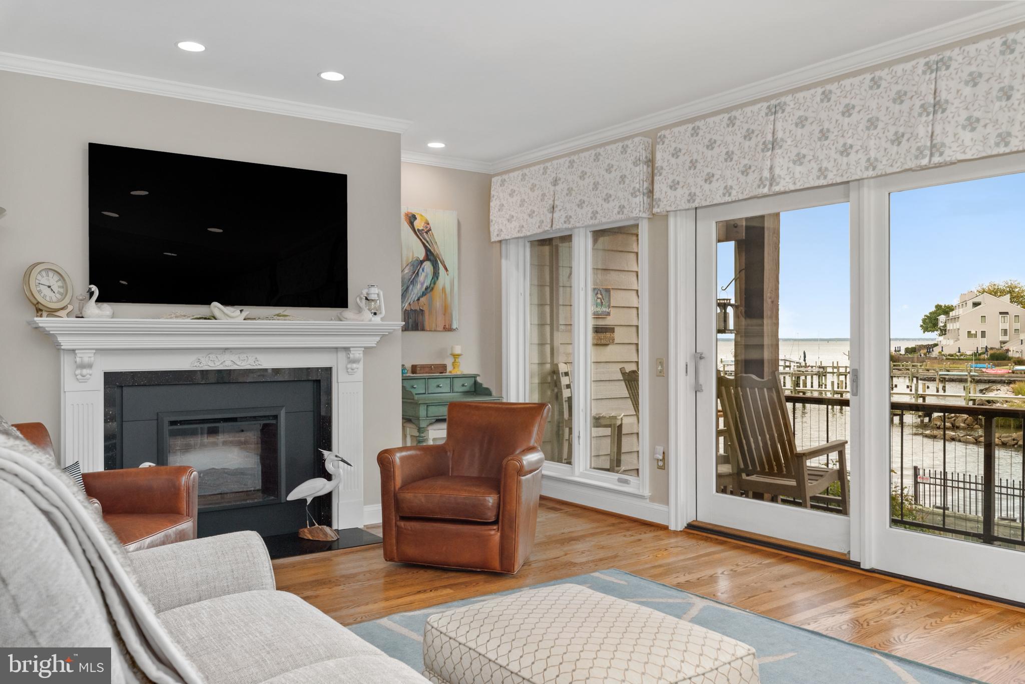 CHESAPEAKE LANDING - Residential