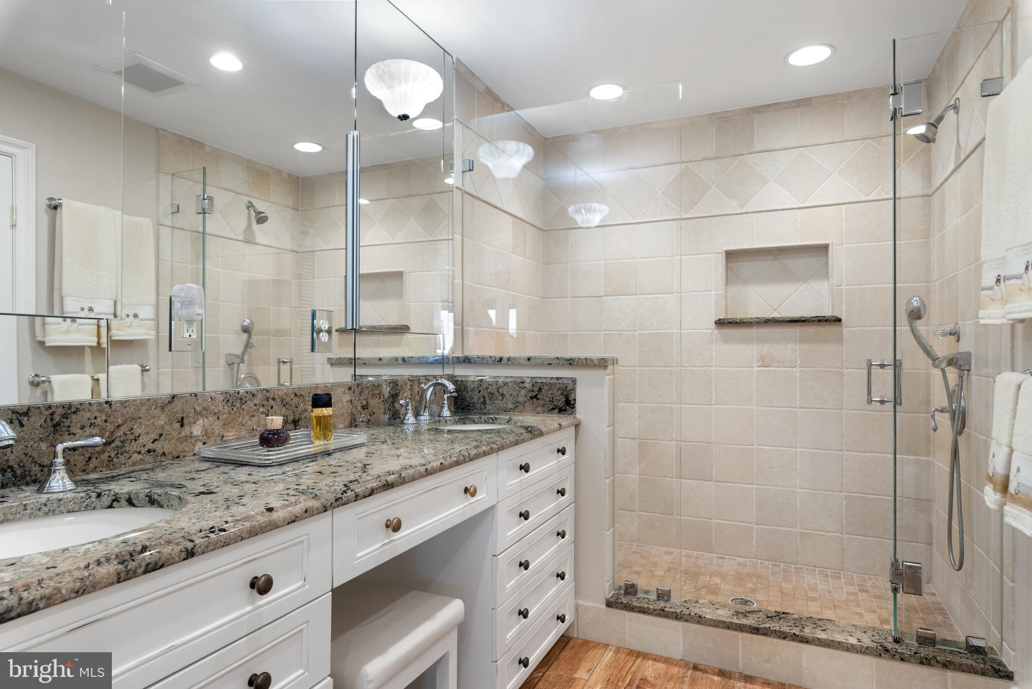 CHESAPEAKE LANDING - Residential