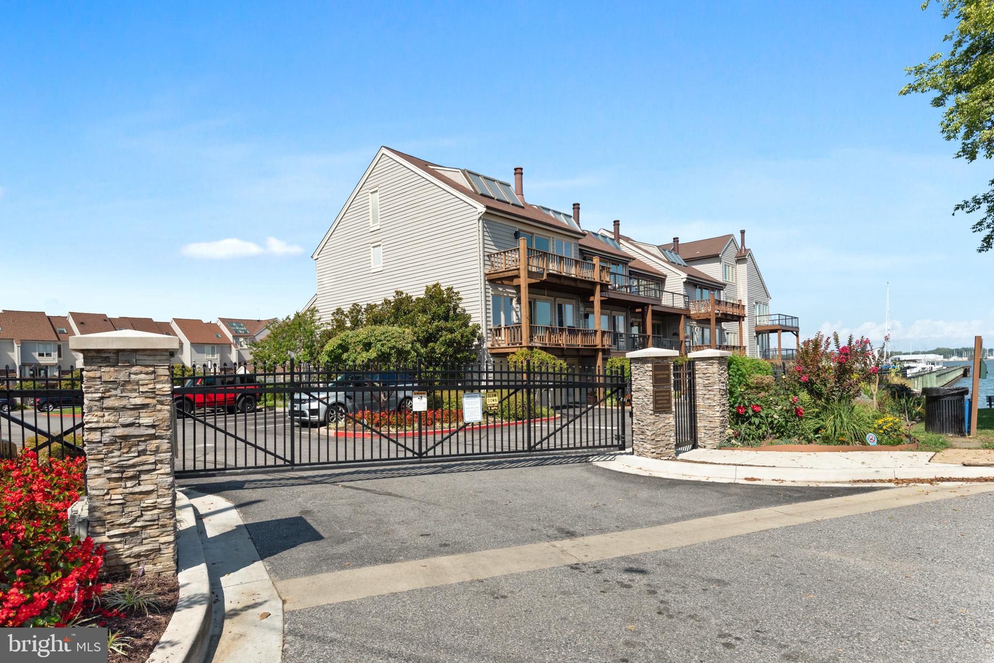 CHESAPEAKE LANDING - Residential