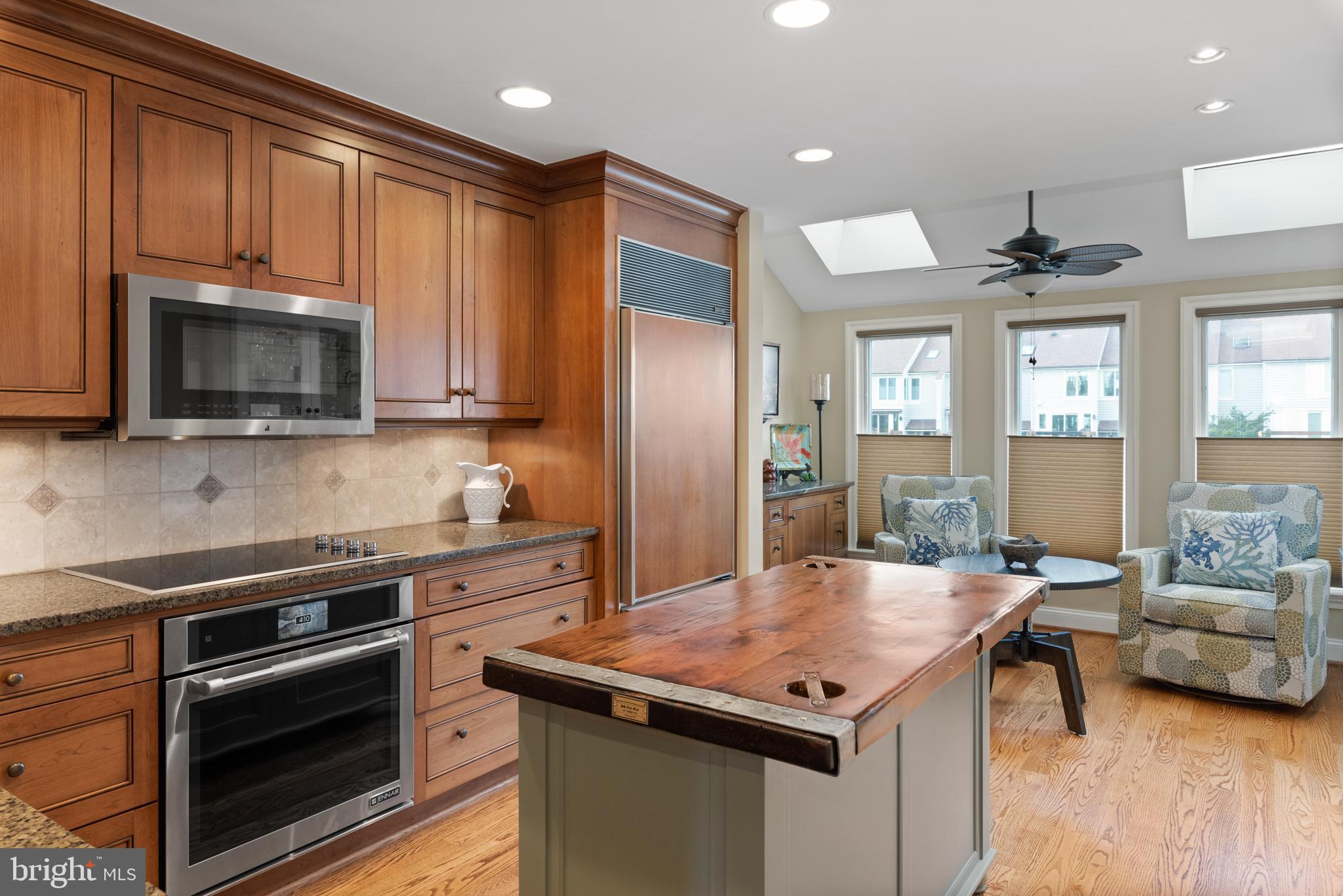 CHESAPEAKE LANDING - Residential