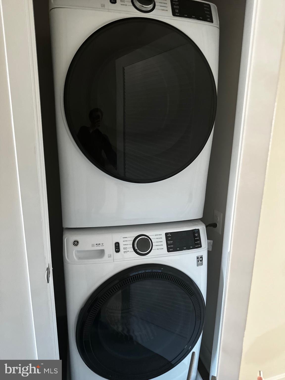 TANYARD SHORES - Residential Lease