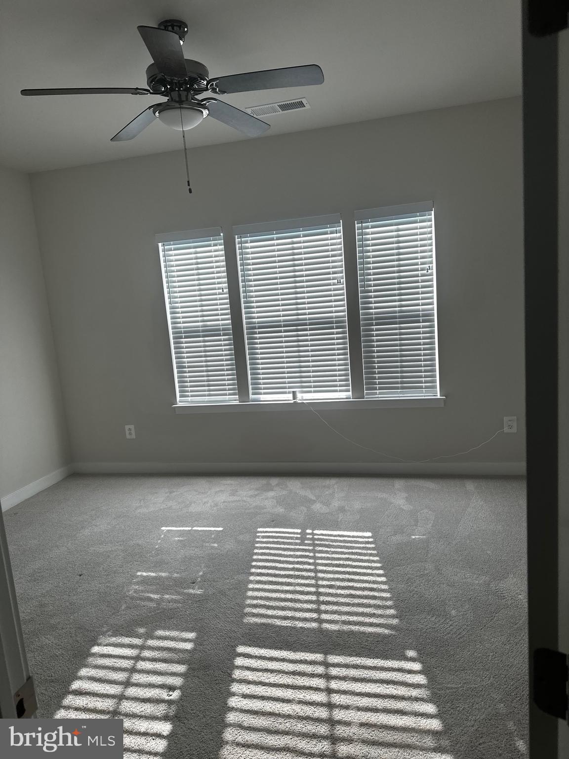 TANYARD SHORES - Residential Lease