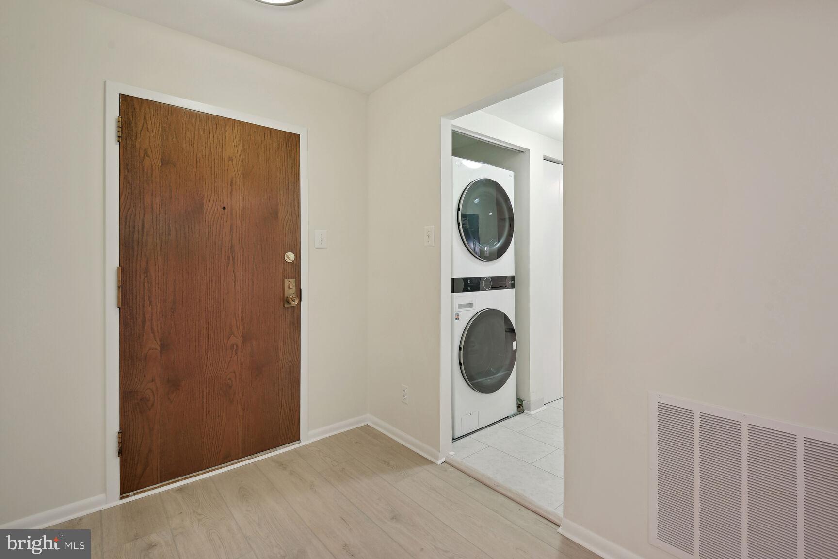 SUMNER VILLAGE - Residential