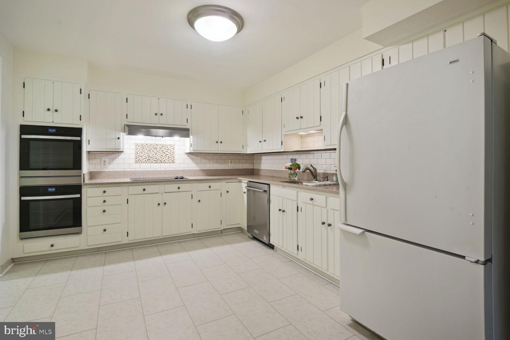 SUMNER VILLAGE - Residential