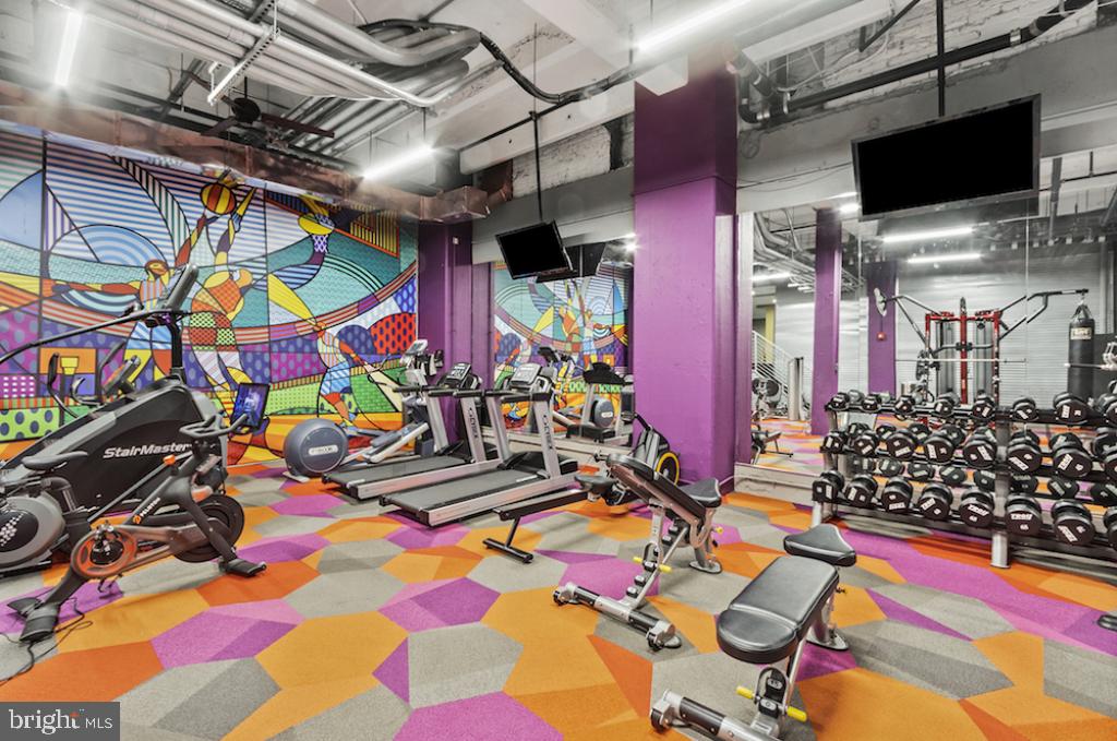 312-20 WALNUT STREET