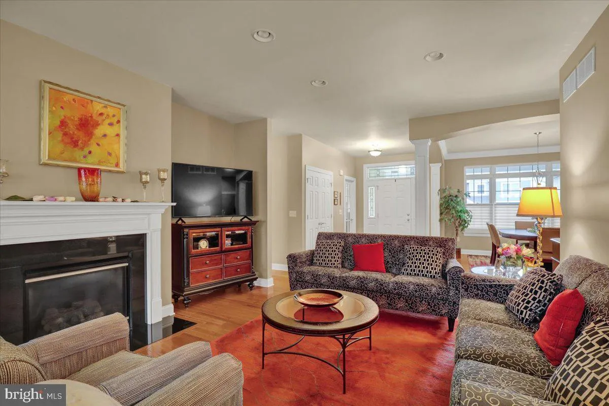 Lancaster, Pennsylvania 17603, United States, 5 Bedrooms Bedrooms, ,3 BathroomsBathrooms,Residential,Pending,129568