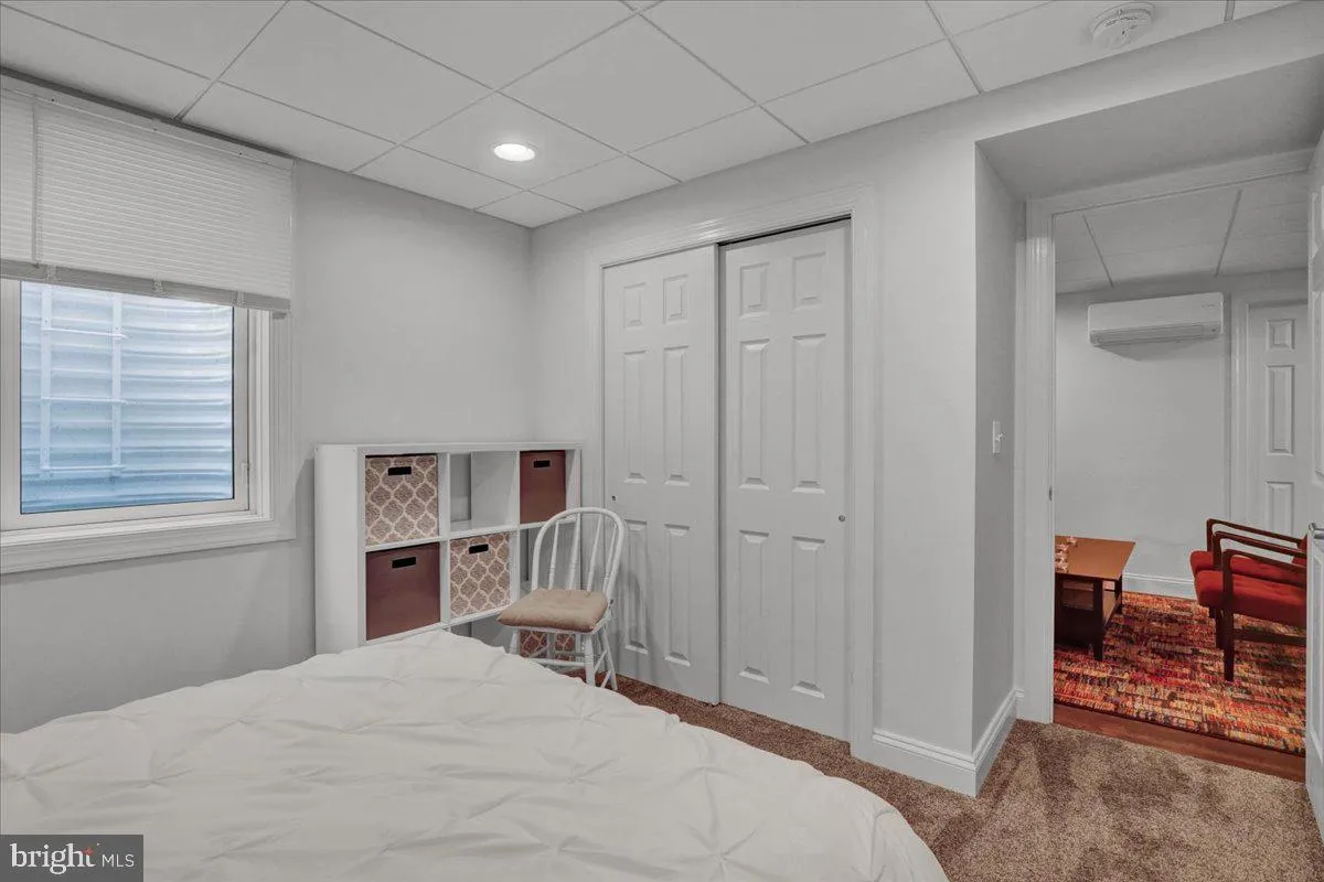 Lancaster, Pennsylvania 17603, United States, 5 Bedrooms Bedrooms, ,3 BathroomsBathrooms,Residential,Pending,129568