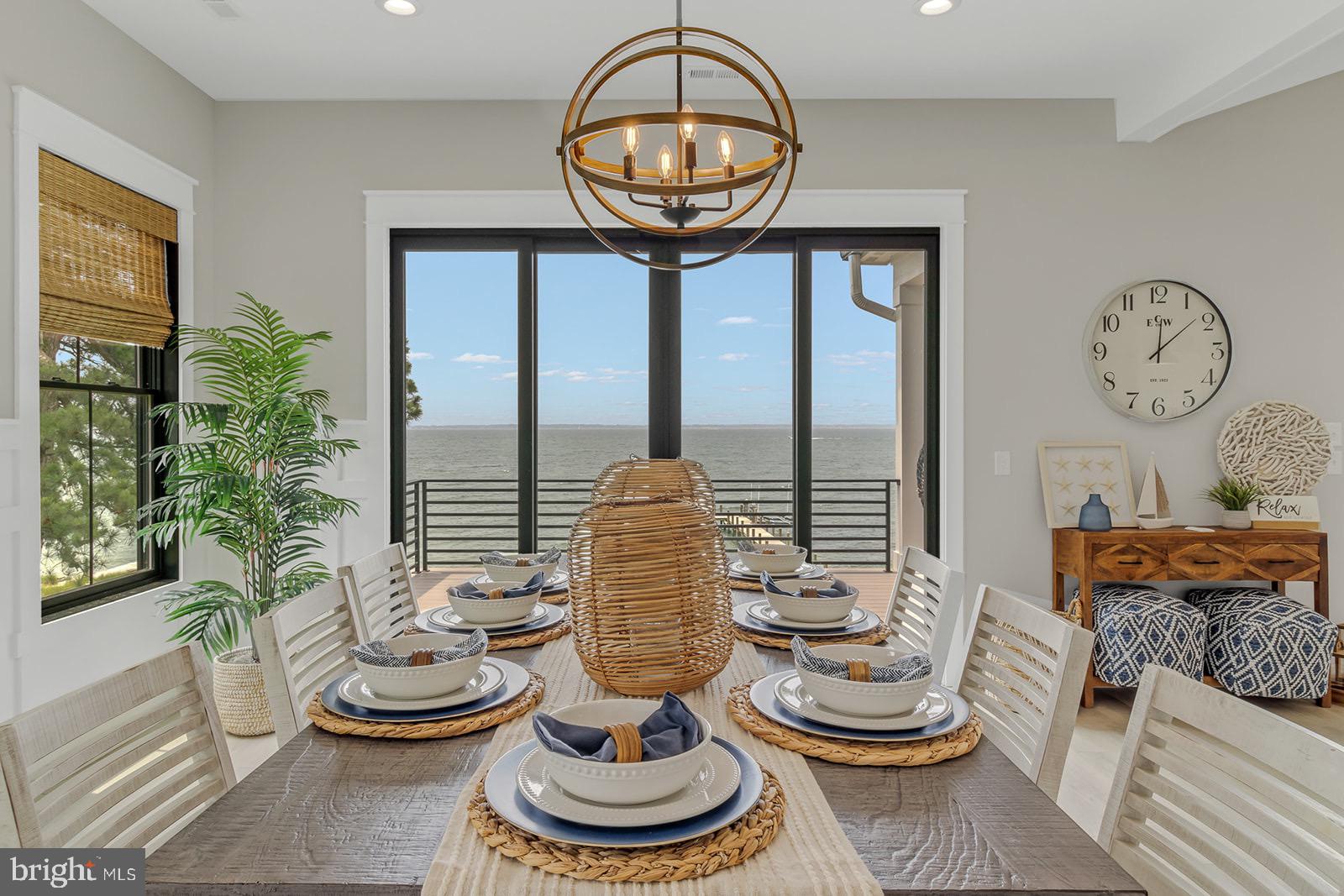 WHITE STONE - Residential