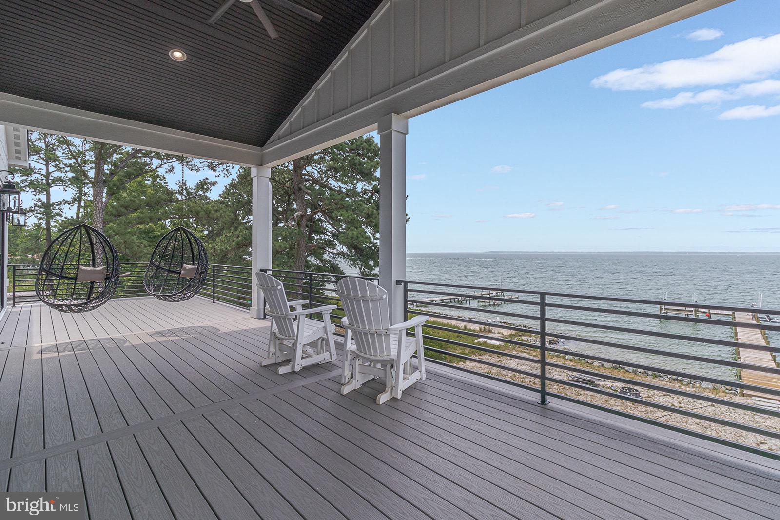 WHITE STONE - Residential