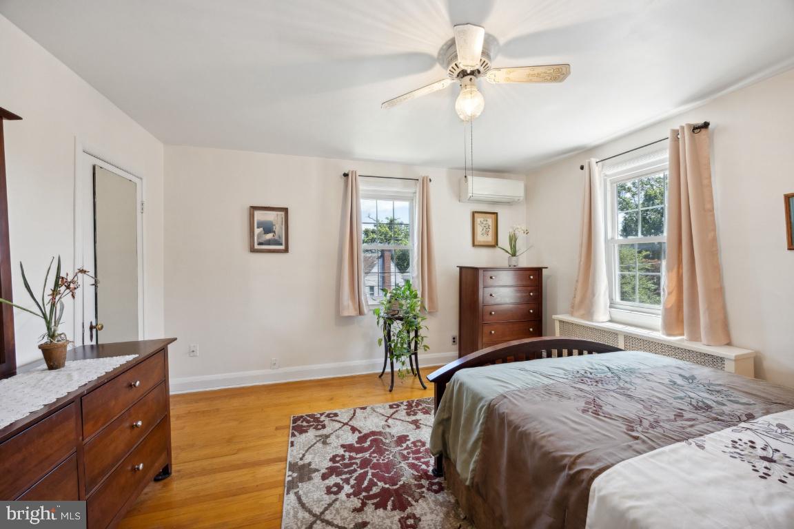 CATONSVILLE KNOLLS - Residential