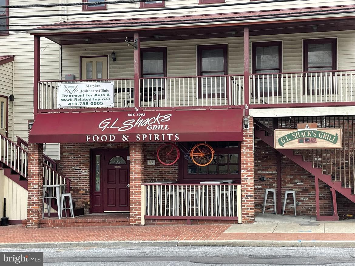 CATONSVILLE KNOLLS - Residential