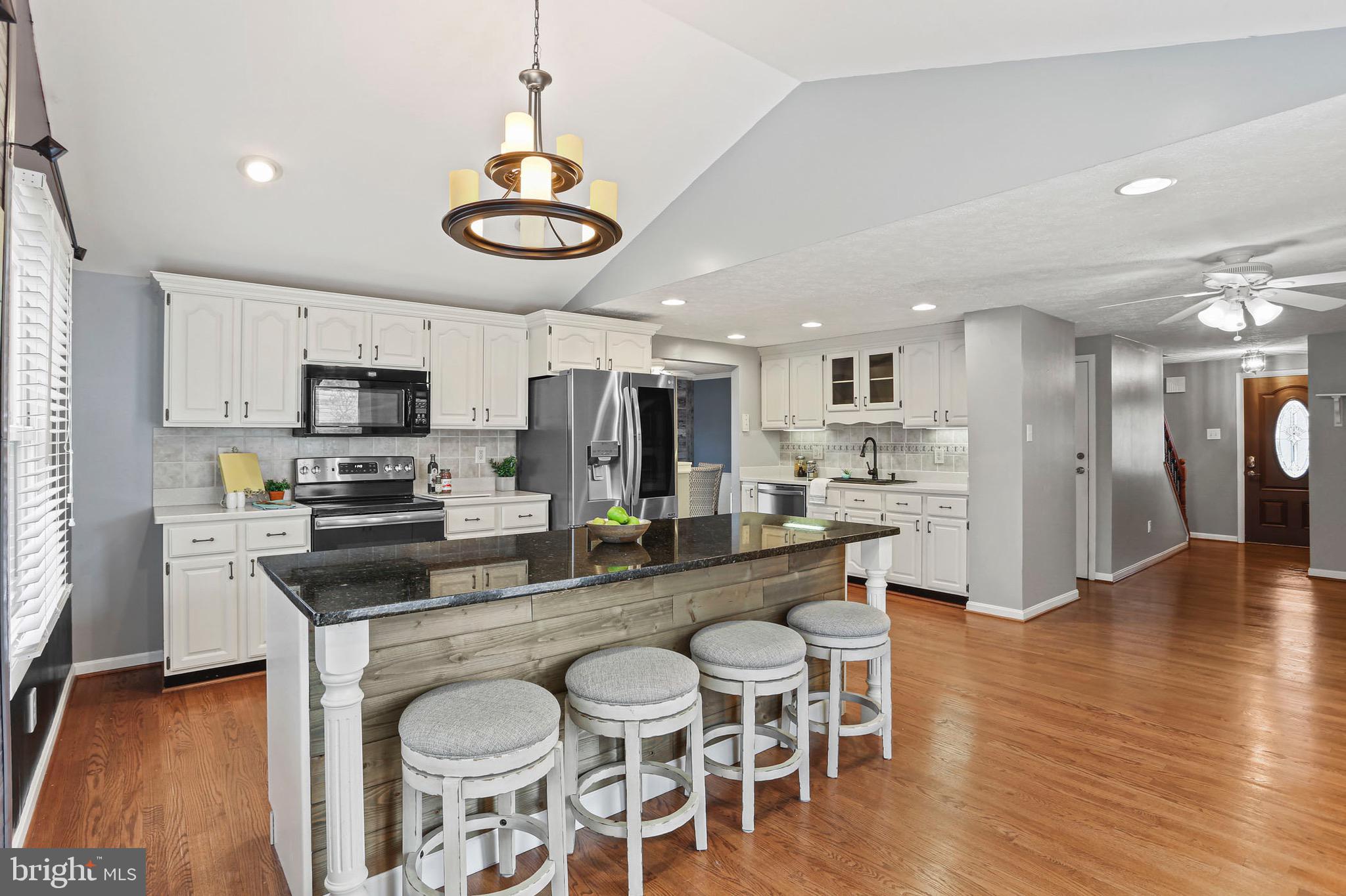 VILLAGE OF OWEN BROWN - Residential