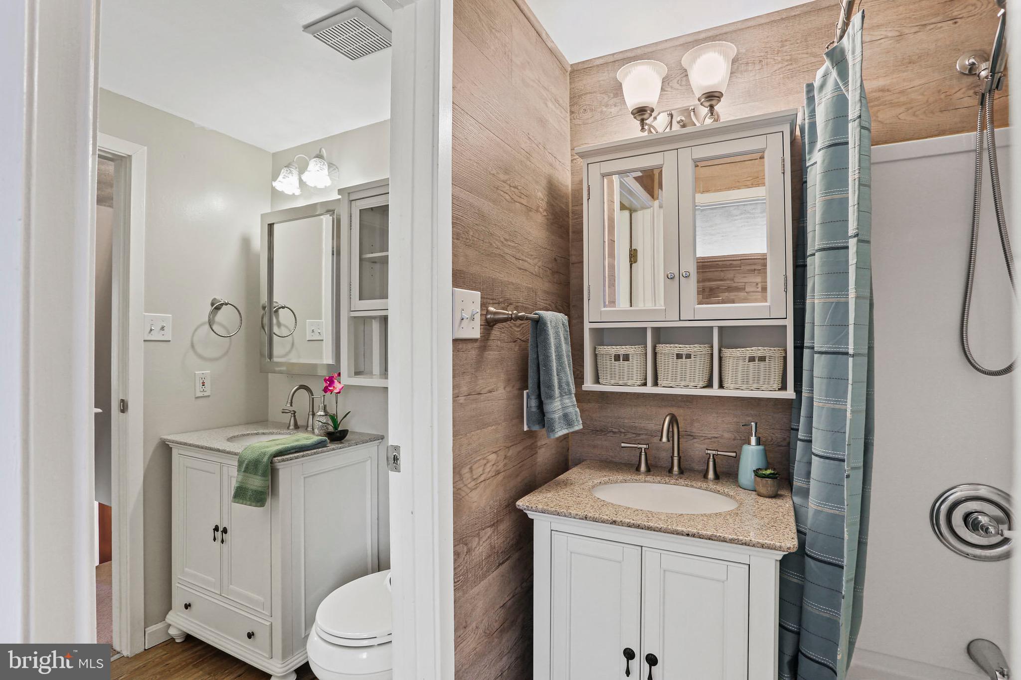 VILLAGE OF OWEN BROWN - Residential