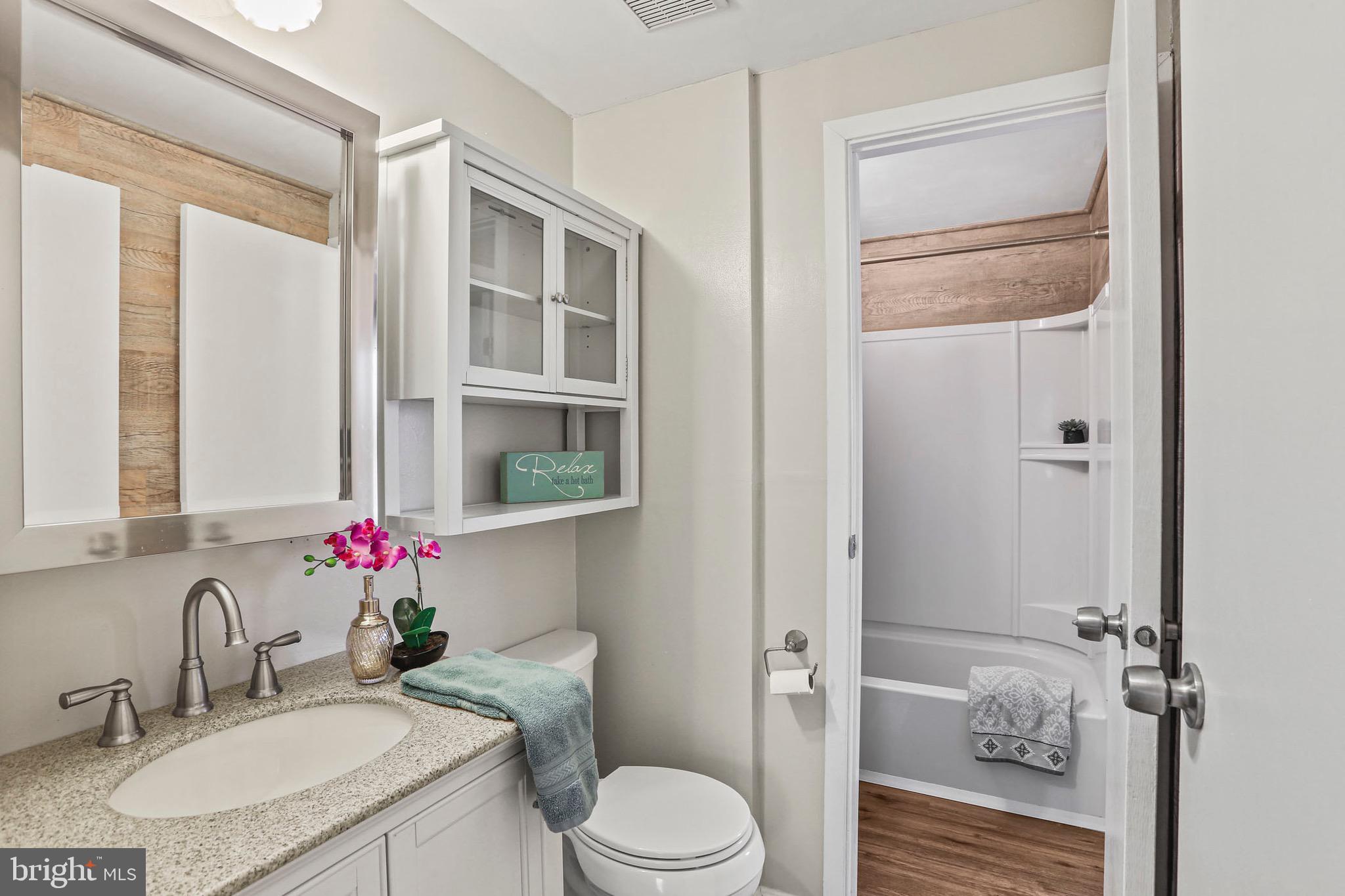 VILLAGE OF OWEN BROWN - Residential